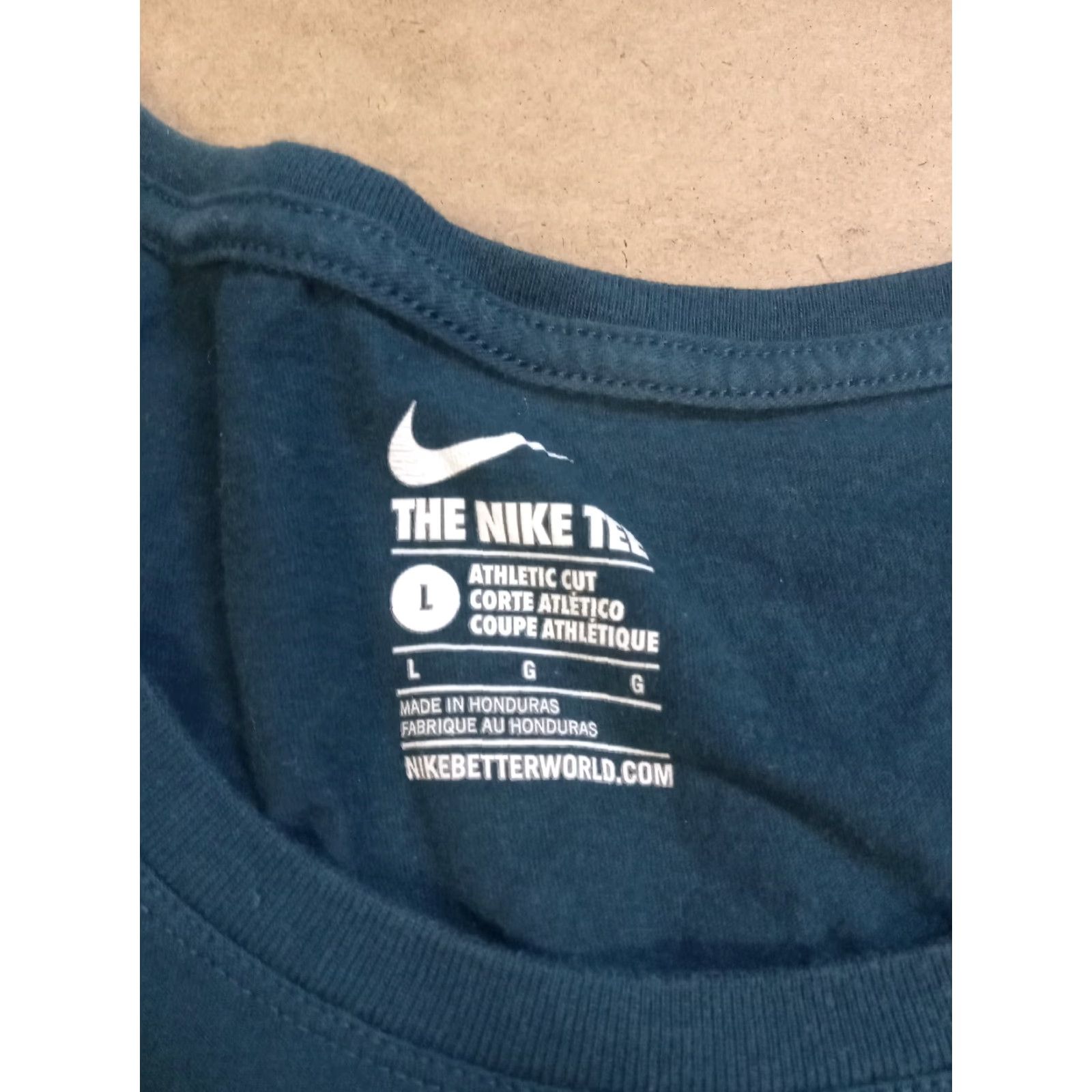 Nike VINTAGE Nike Tee Shirt Athletic Womens Just Do It 38" Chest Green L Women Shirt Nike Just Do It Athletic Green 38 Chest Ladies Tee Size L / US 10 / IT 46 - 4 Thumbnail