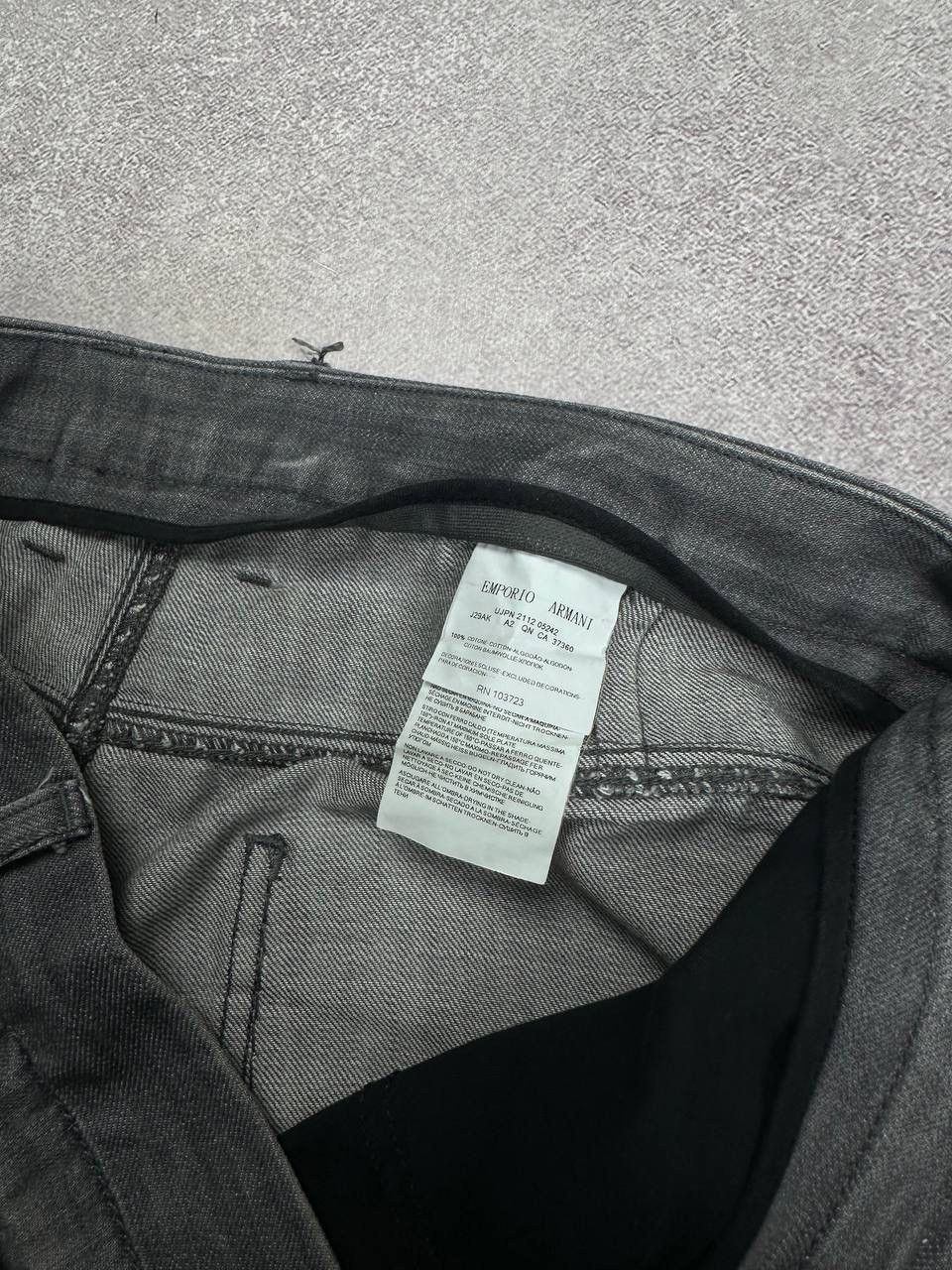 Emporio Armani Vintage Emporio Armani Y2K Baggy Jeans 33 Size US 33 - 12 Thumbnail