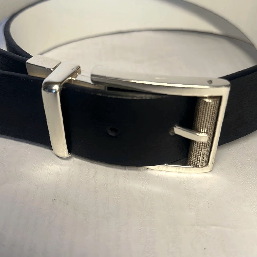 Calvin Klein Calvin Klein Men's Reversible Belt Harness Buckle Black/White 47" One Size Multicolor Roller Buckle Size ONE SIZE - 2 Thumbnail