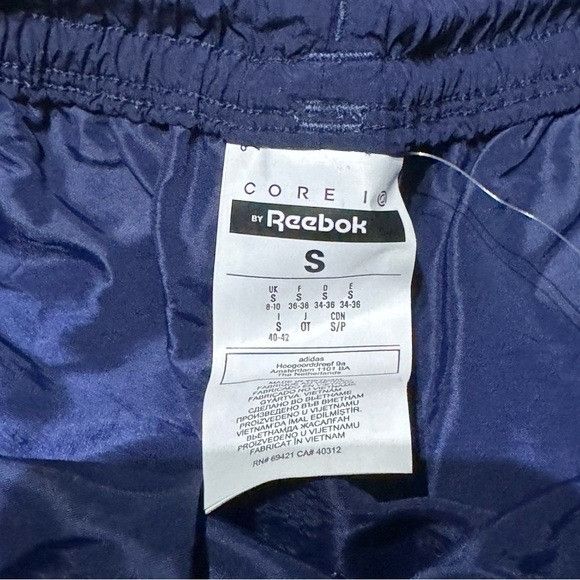 Reebok NWT REEBOK CORE IO AM SHINY WOVEN TRAINING SHORTS NAVY SZ SM Size 22" - 4 Thumbnail