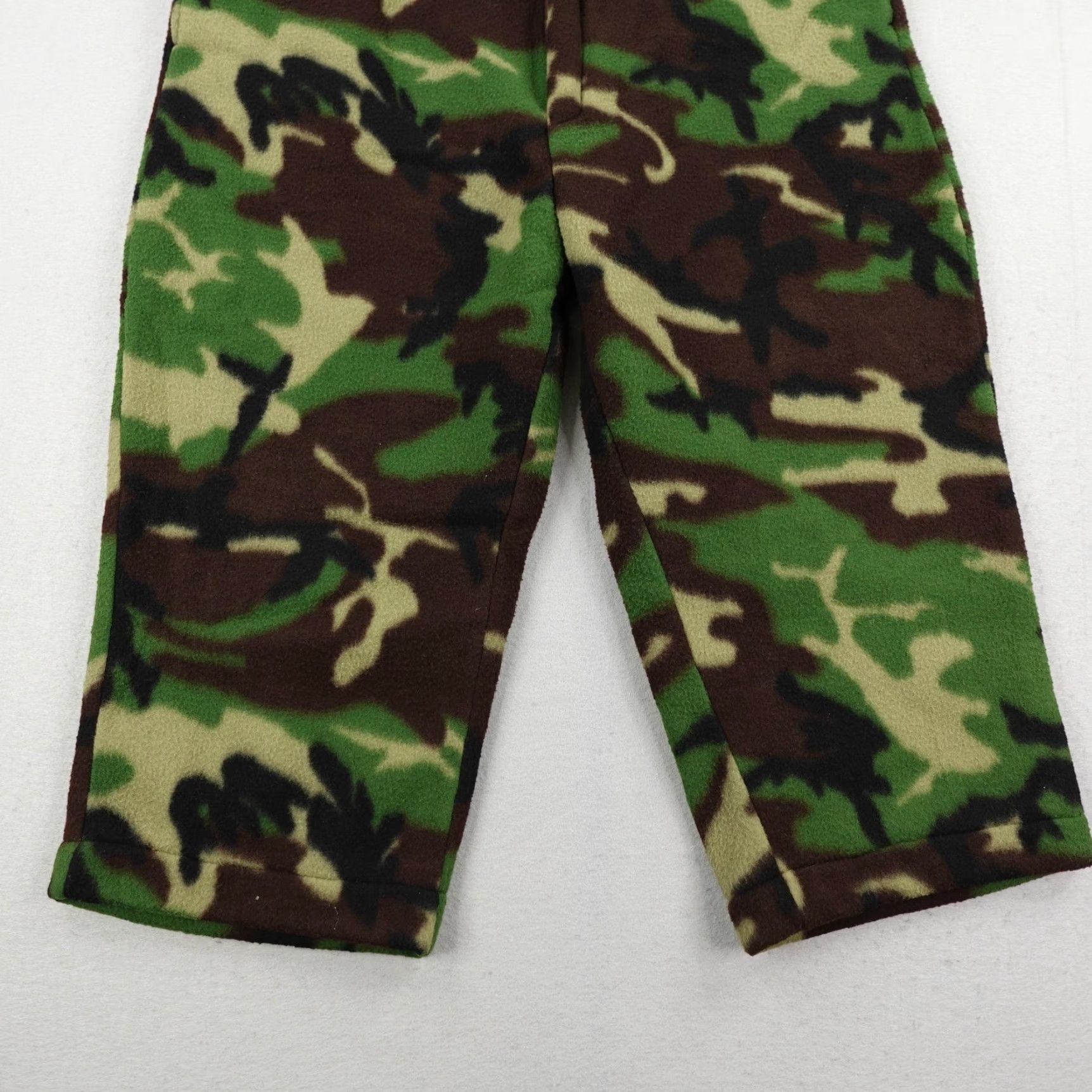 Vintage VINTAGE Cabela's Pants Mens 3XL Camo Whitetail Polartec Fleece Hunting Hemmed USA Pants 90s Camouflage Mens Size US 39 - 3 Thumbnail