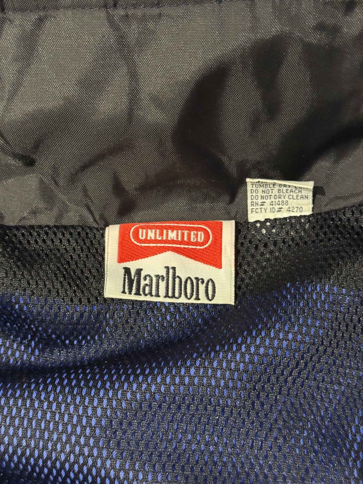 Marlboro Marlboro Windbreaker Size US XL / EU 56 / 4 - 5 Thumbnail