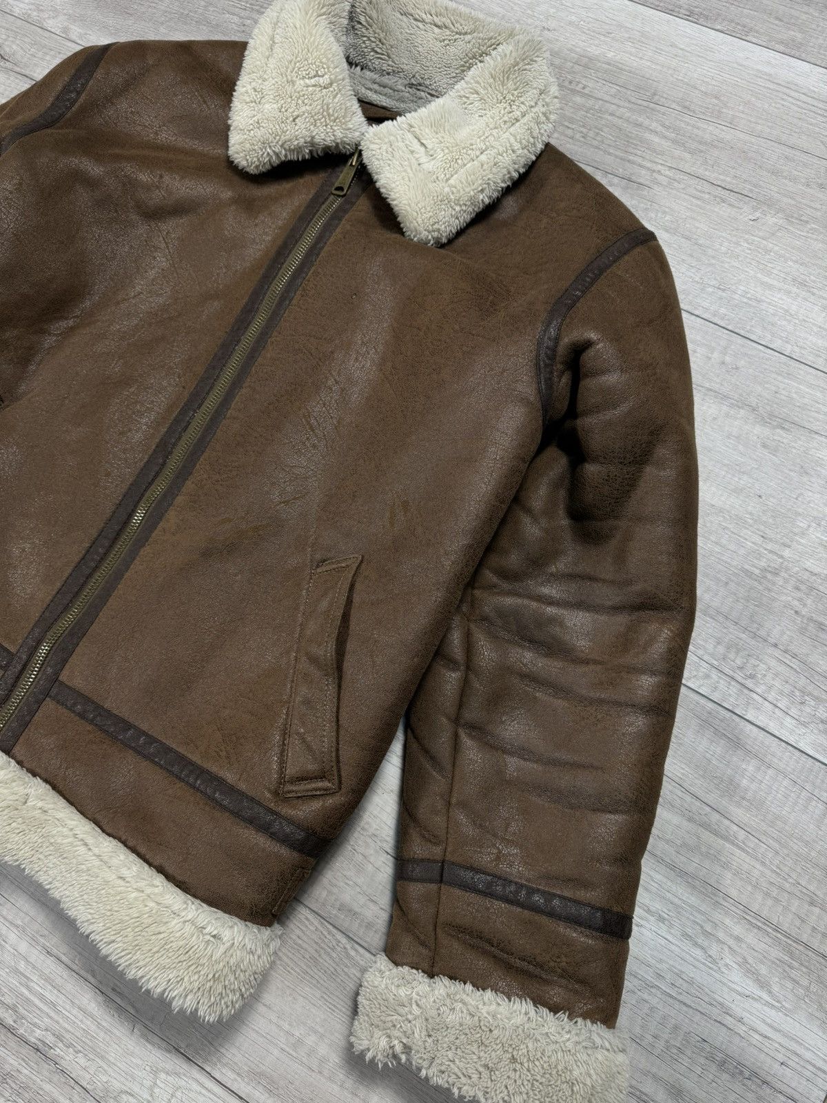 Alpha Industries Alpha Industries Sherpa Jacket B3 FL Size US XXL / EU 58 / 5 - 3 Thumbnail