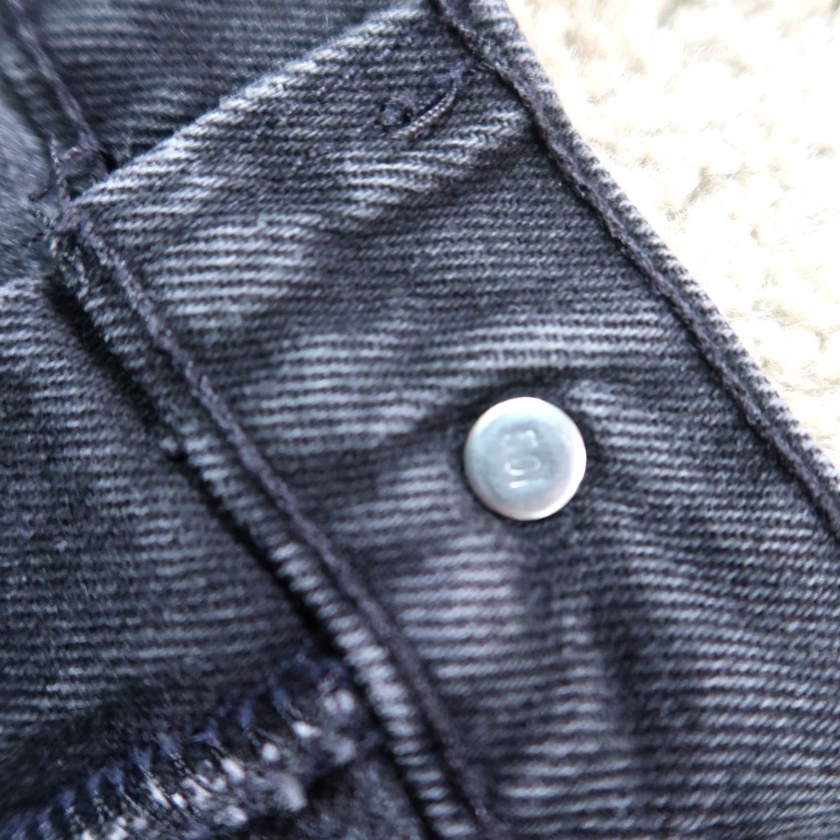 Levi's VINTAGE Levi's 550 Jeans Mens 36x36 Black Denim Relaxed Taper 5-Pocket Made in USA 1990s Size US 36 / EU 52 - 6 Thumbnail