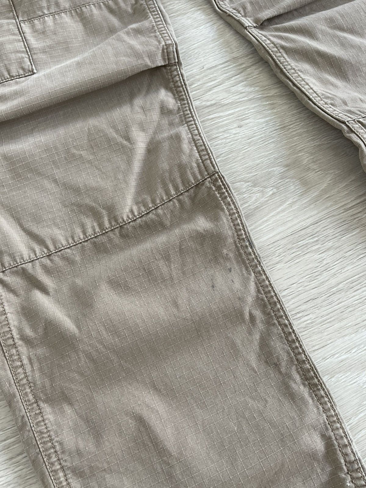 Carhartt Carhartt Work Used Distressed Regular Cargo Pants Size US 32 / EU 48 - 9 Thumbnail
