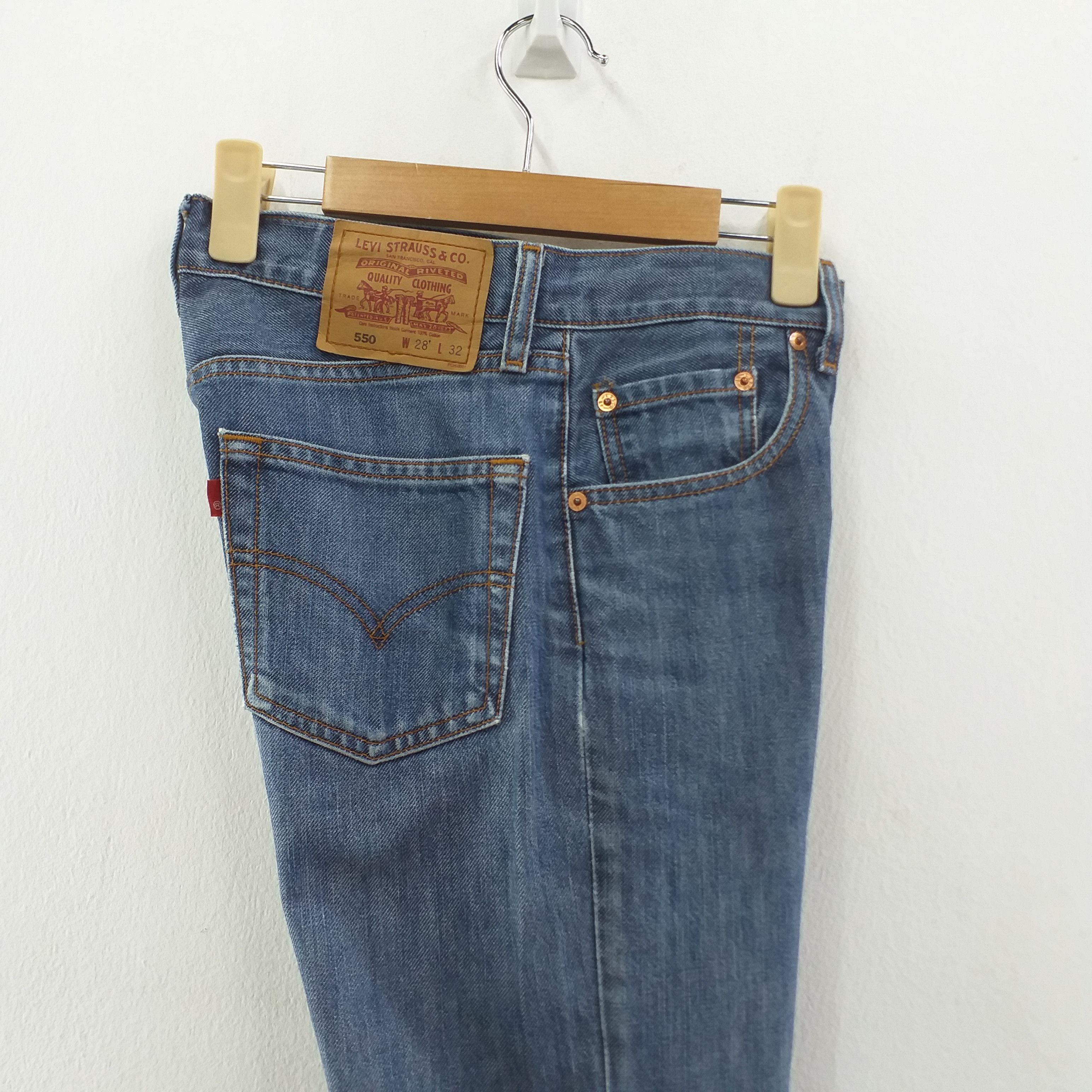Japanese Brand Blue Vintage Levi's 550 Denim 29x30 -JN020 Size US 29 - 11 Thumbnail