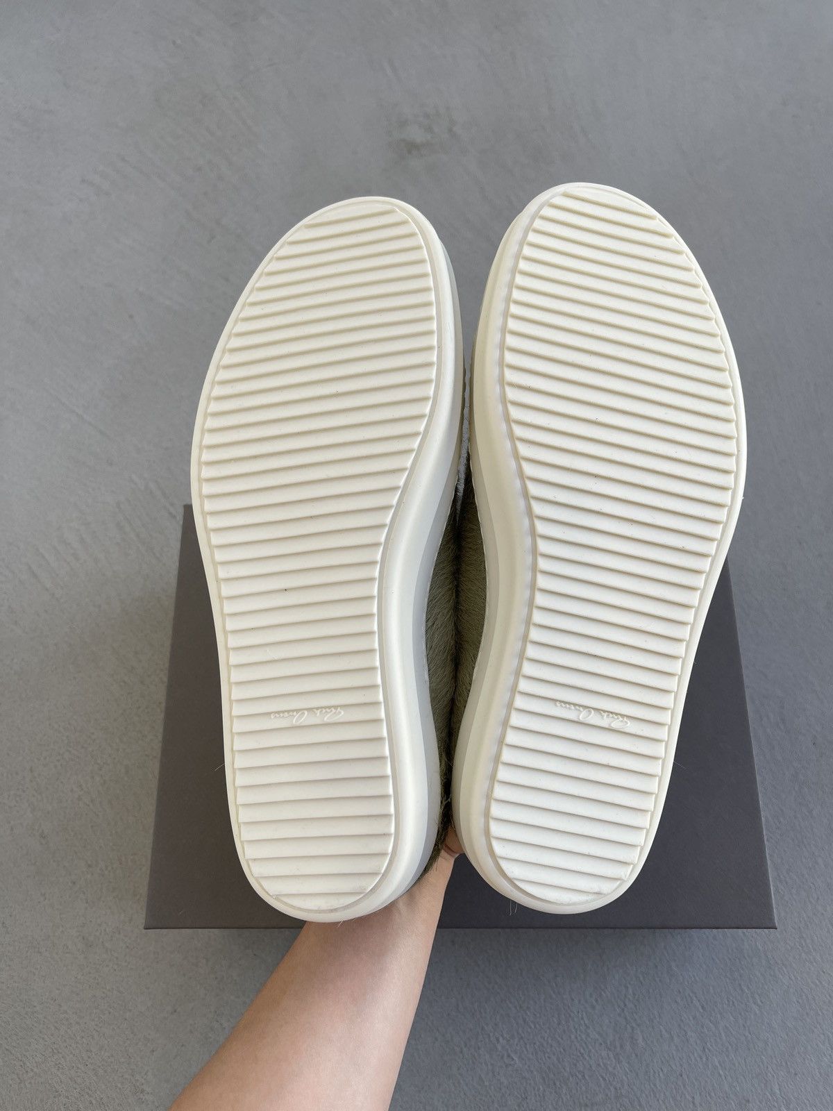 Rick Owens STEAL! FW23 Rick Owens Mainline Vintage Sneakers Pony Hair Size US 11 / EU 44 - 7 Thumbnail