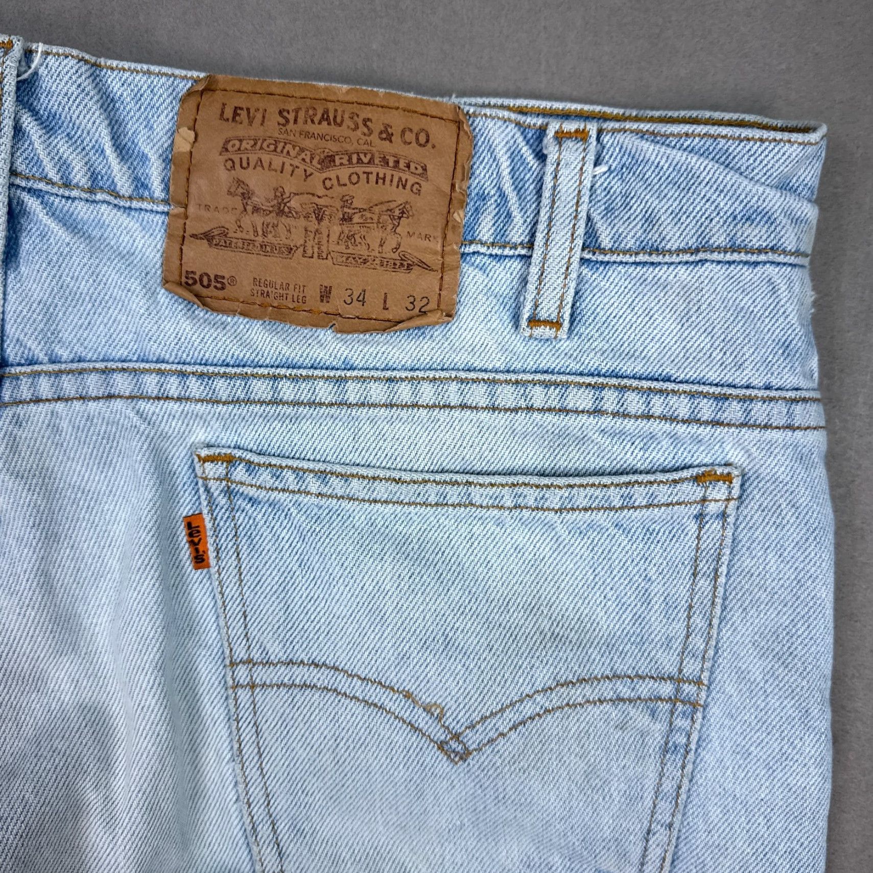 Levi's VINTAGE Levi's 505 Jeans Mens 34x30 Blue 90s Orange Tab Faded Straight 34x32 5-Pocket Denim Cotton Regular Blue Mens Jeans 90s Theme Size US 34 / EU 50 - 3 Thumbnail