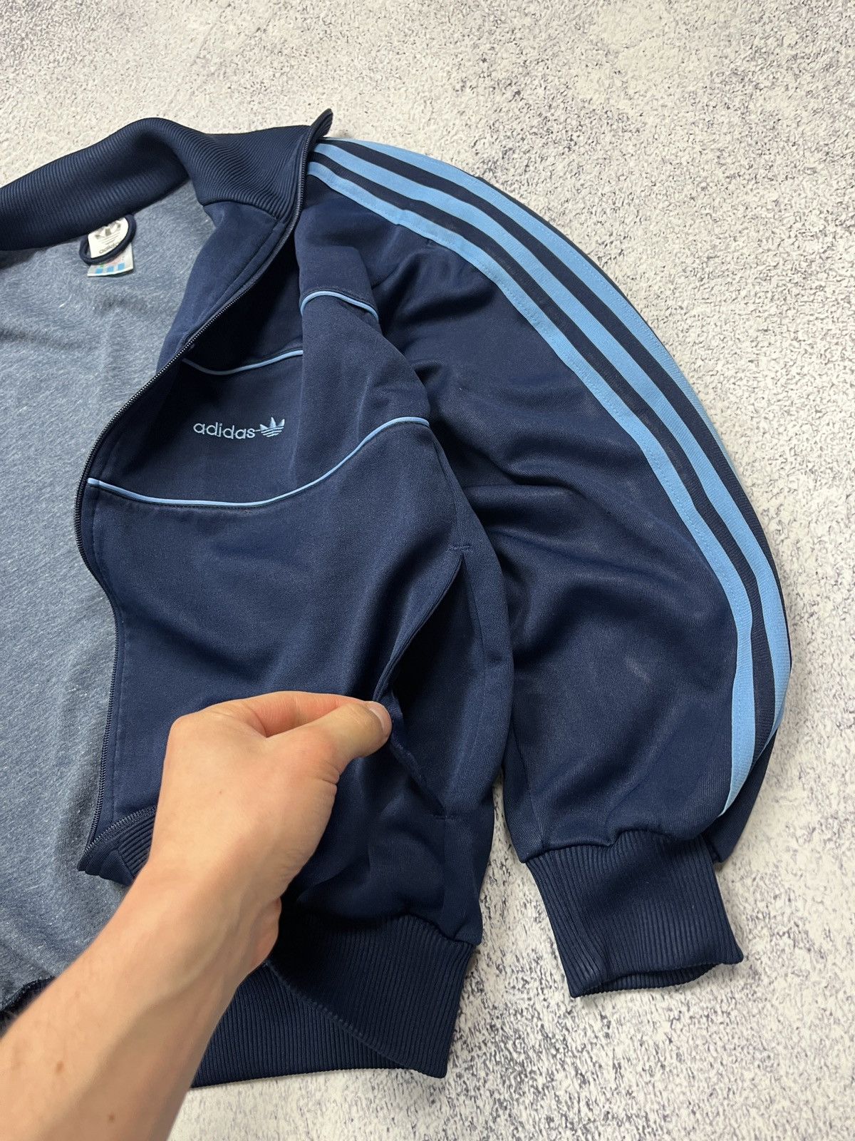 Adidas Vintage 90ʼs Adidas Retro Track Jacket Casual Y2k Streetwear Size US S / EU 44-46 / 1 - 9 Thumbnail