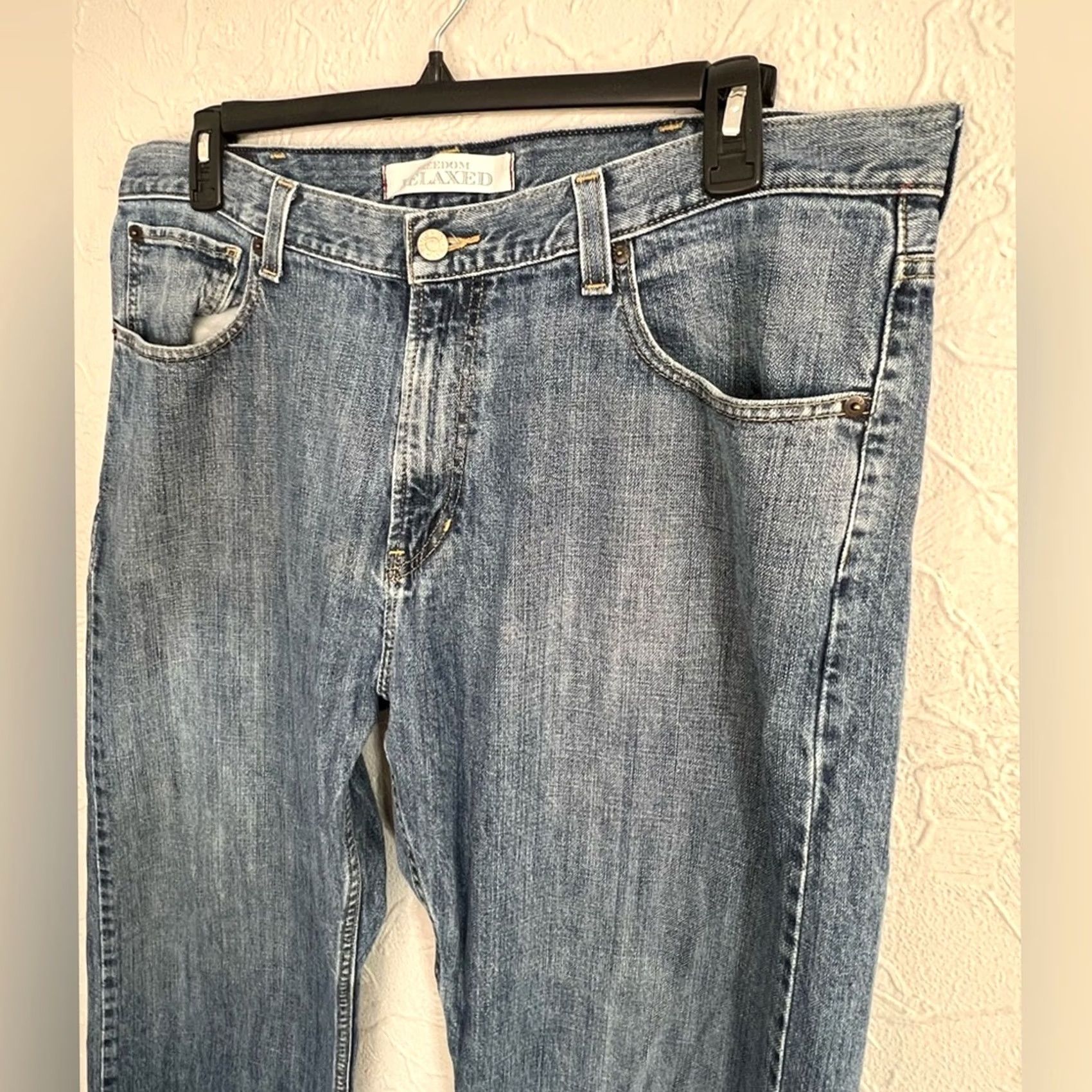 Tommy Hilfiger Hilfiger Denim Freedom Relaxed Fit Jeans Mens 38x32 Blue Size US 38 / EU 54 - 5 Thumbnail