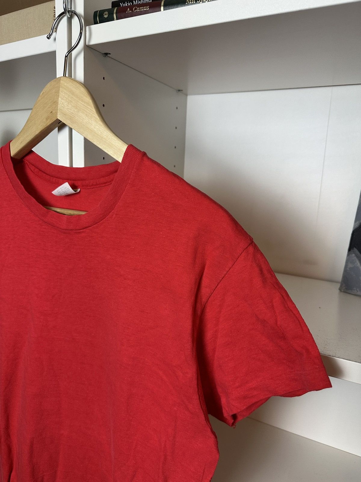 Hanes Vintage hanes 70s/80s basic red tee Size US M / EU 48-50 / 2 - 3 Thumbnail