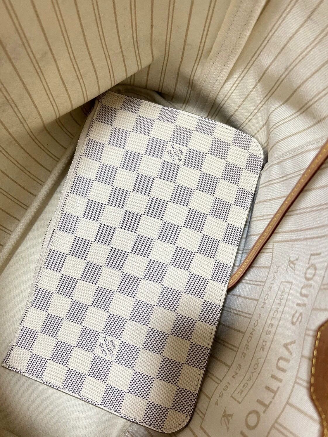 Louis Vuitton LV Neverfull MM White Monogram 98 New Size ONE SIZE - 5 Thumbnail