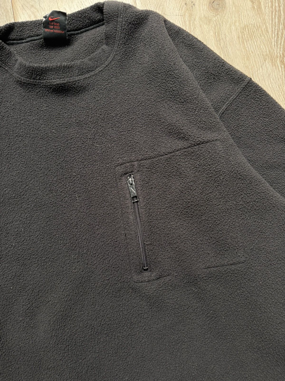 Nike × Vintage Vintage 90s Nike Fleece Teddy Spell Out Crewneck Sweater Size US L / EU 52-54 / 3 - 3 Thumbnail