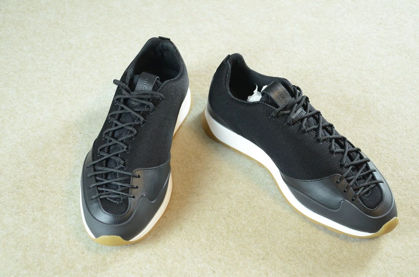 Bottega Veneta Bottega Veneta Daniel Lee Black Asymmetric Design Sneaker Size US 11 / EU 44 - 3 Thumbnail