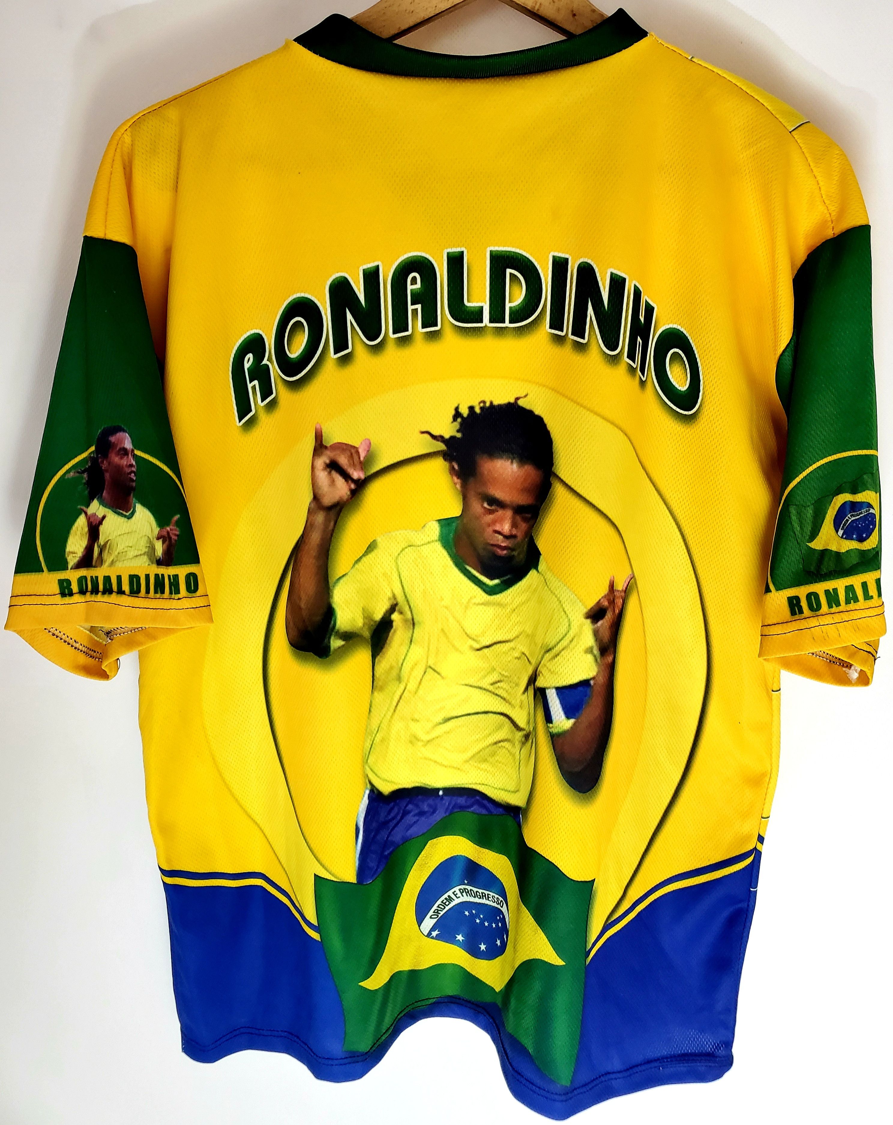 Vintage Ronaldinho Brazil Big Print Tribute Football JerseyL