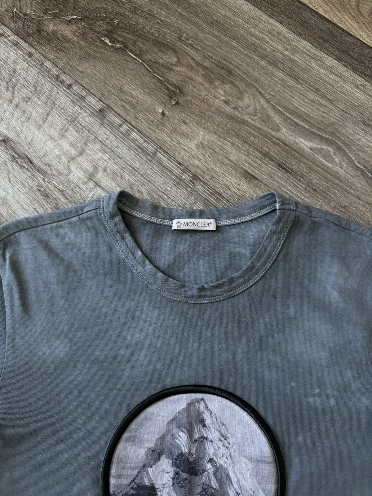 Moncler Moncler Maglia T-Shirt Men’s Mountain Logo Gray Luxury Tee Size US S / EU 44-46 / 1 - 3 Thumbnail