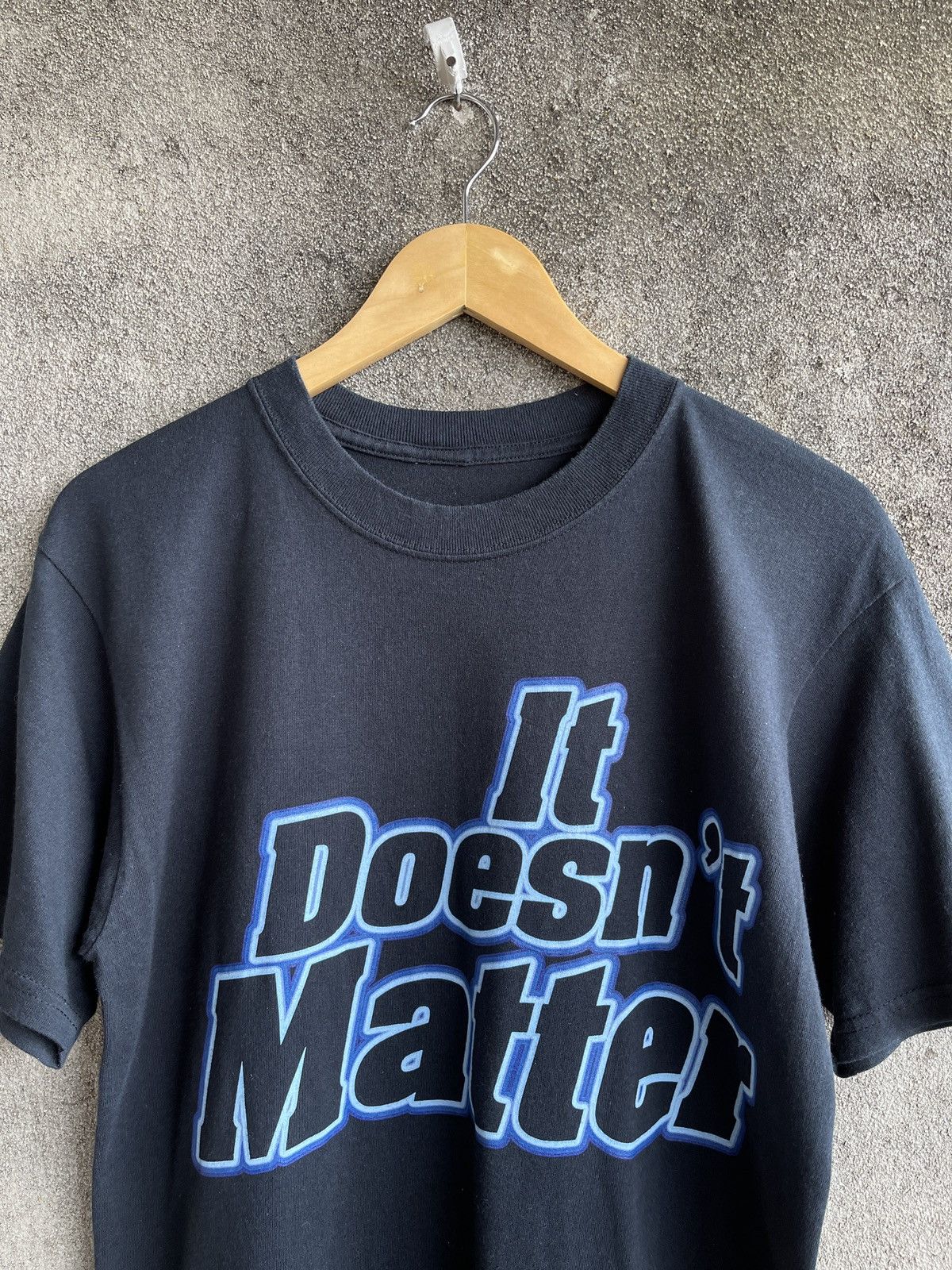 Vintage Rare🔥Vtg 2000 WWF The Rock ‘It Just Doesn’t Matter Tee Size US M / EU 48-50 / 2 - 3 Thumbnail