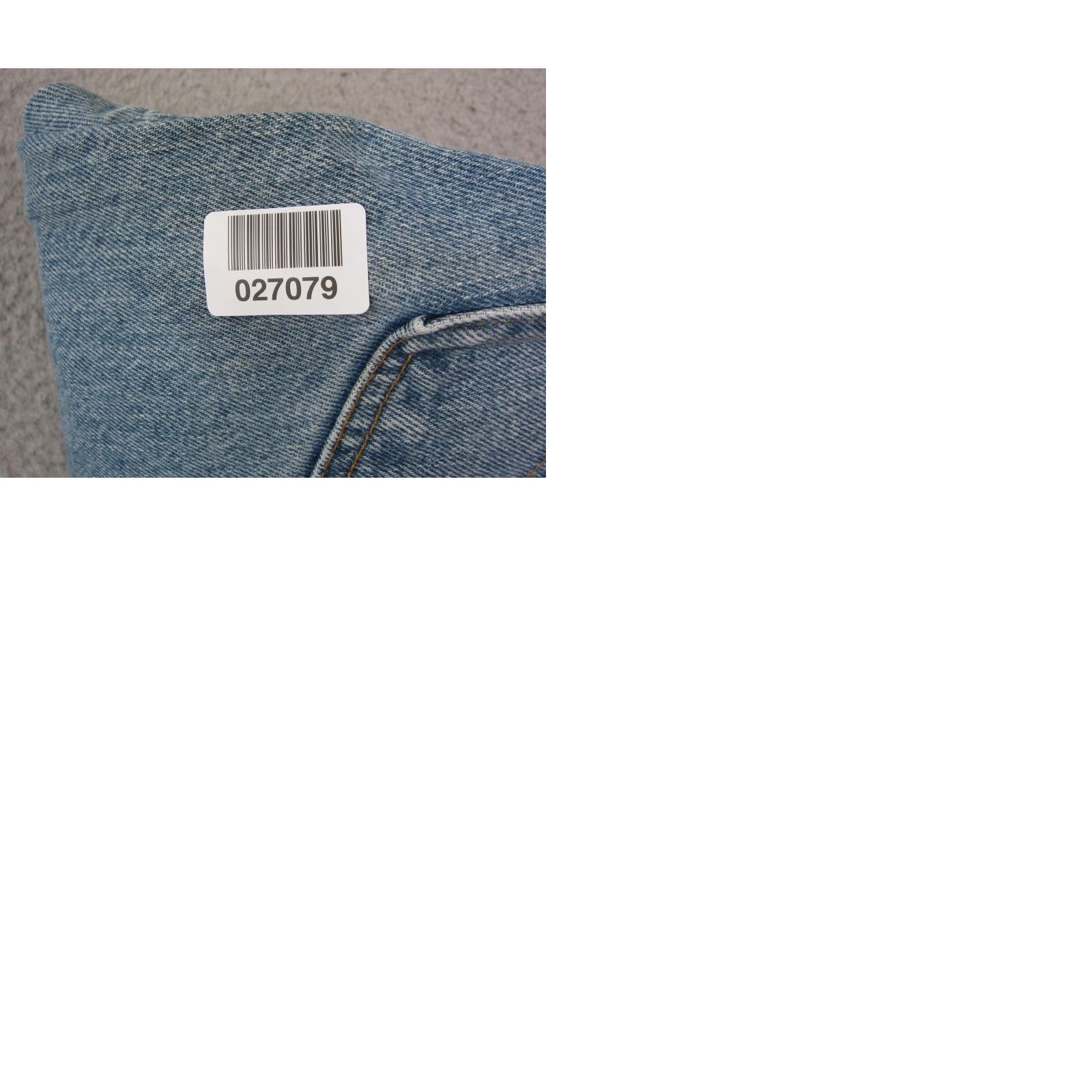 Levi's VINTAGE Levi's 550 Jeans Teens 7 Jr W 26 L 29 Blue Relaxed Fit Tapered Denim USA Jeans Mens 90s Size US 26 / EU 42 - 10 Thumbnail