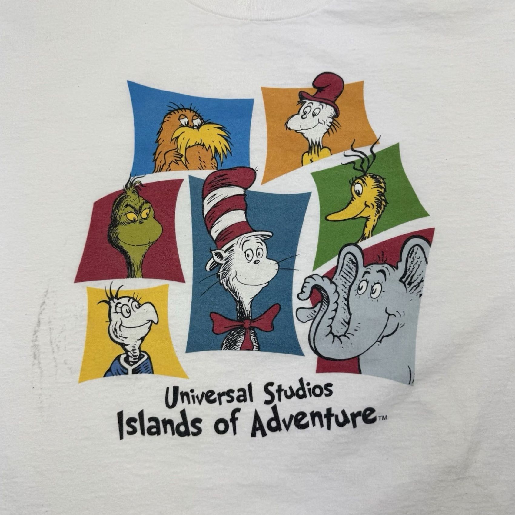 Vintage VINTAGE Universal Studios Dr Seuss T Shirt Men L White Cartoon 90s Seuss Landing Cat Womens Mens Boys Girls Size US L / EU 52-54 / 3 - 2 Thumbnail