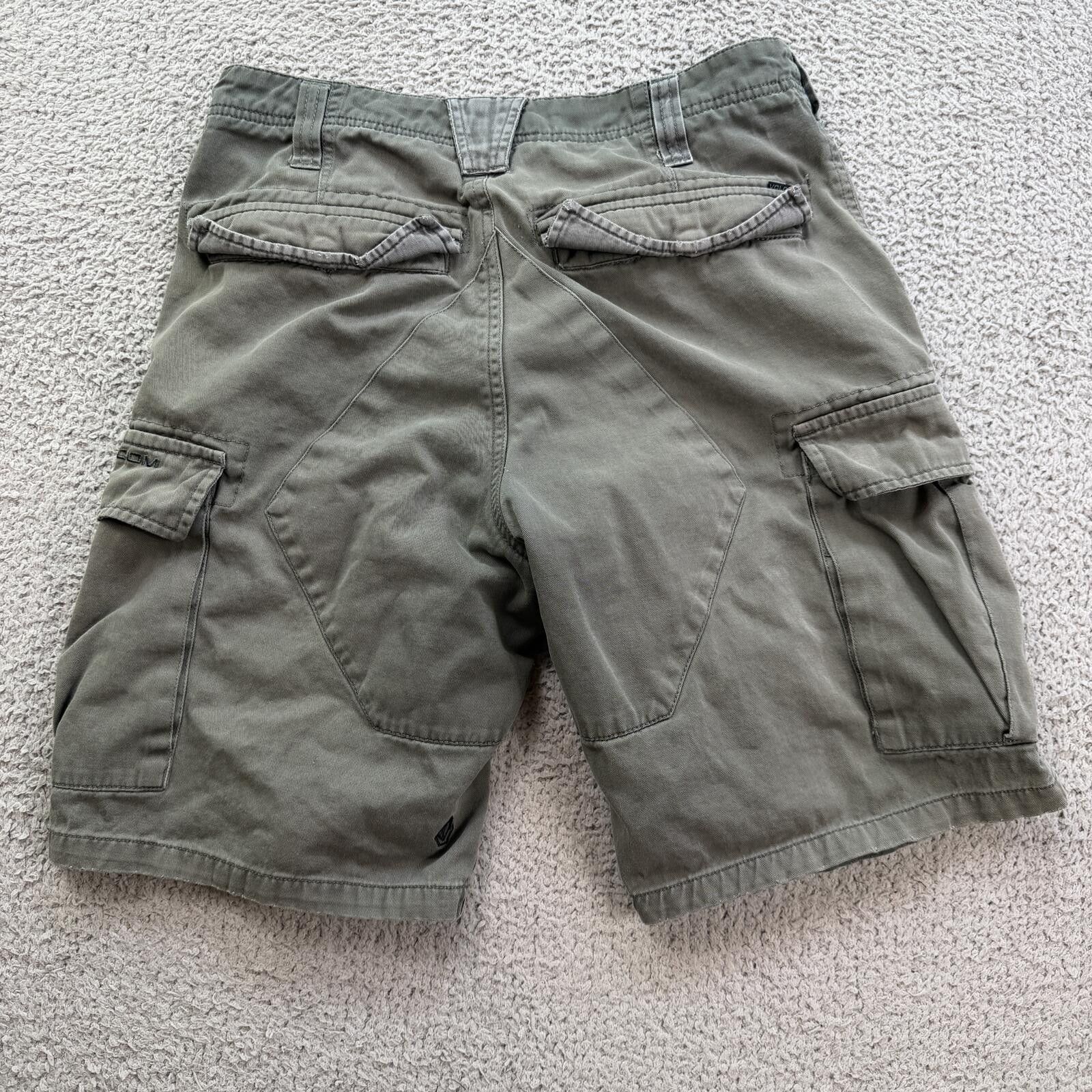 Volcom Vintage Y2K Volcom Gray Utility Cargo Shorts Skate 30 Size US 30 / EU 46 - 2 Thumbnail