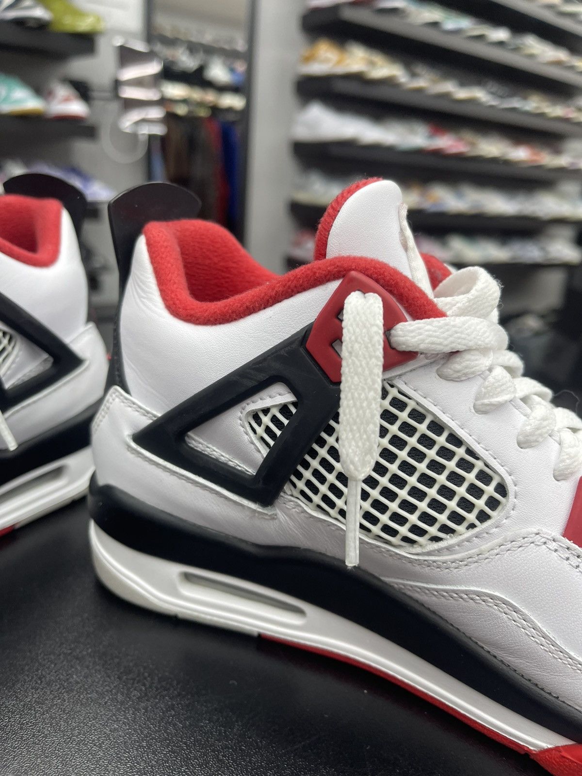 Jordan Brand Size 6y - Jordan 4 Fire Red White/Red Size US 6 / EU 39 - 7 Thumbnail
