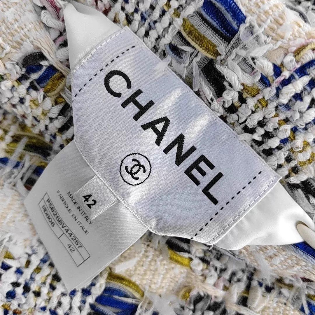 Chanel CHANEL Women's Jacket Size 42 Size M / US 6-8 / IT 42-44 - 8 Thumbnail