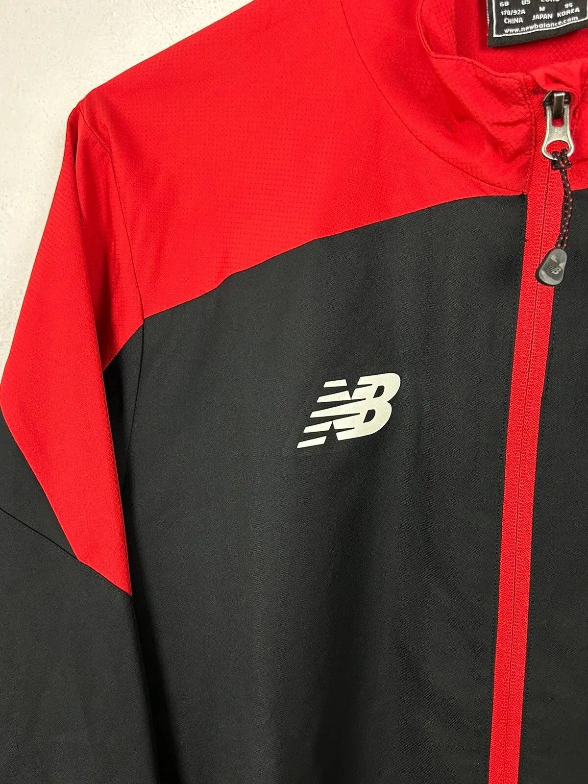 New Balance New Balance Liverpool FC 2015/16 Lightweight Training Jacket Size US S / EU 44-46 / 1 - 3 Thumbnail