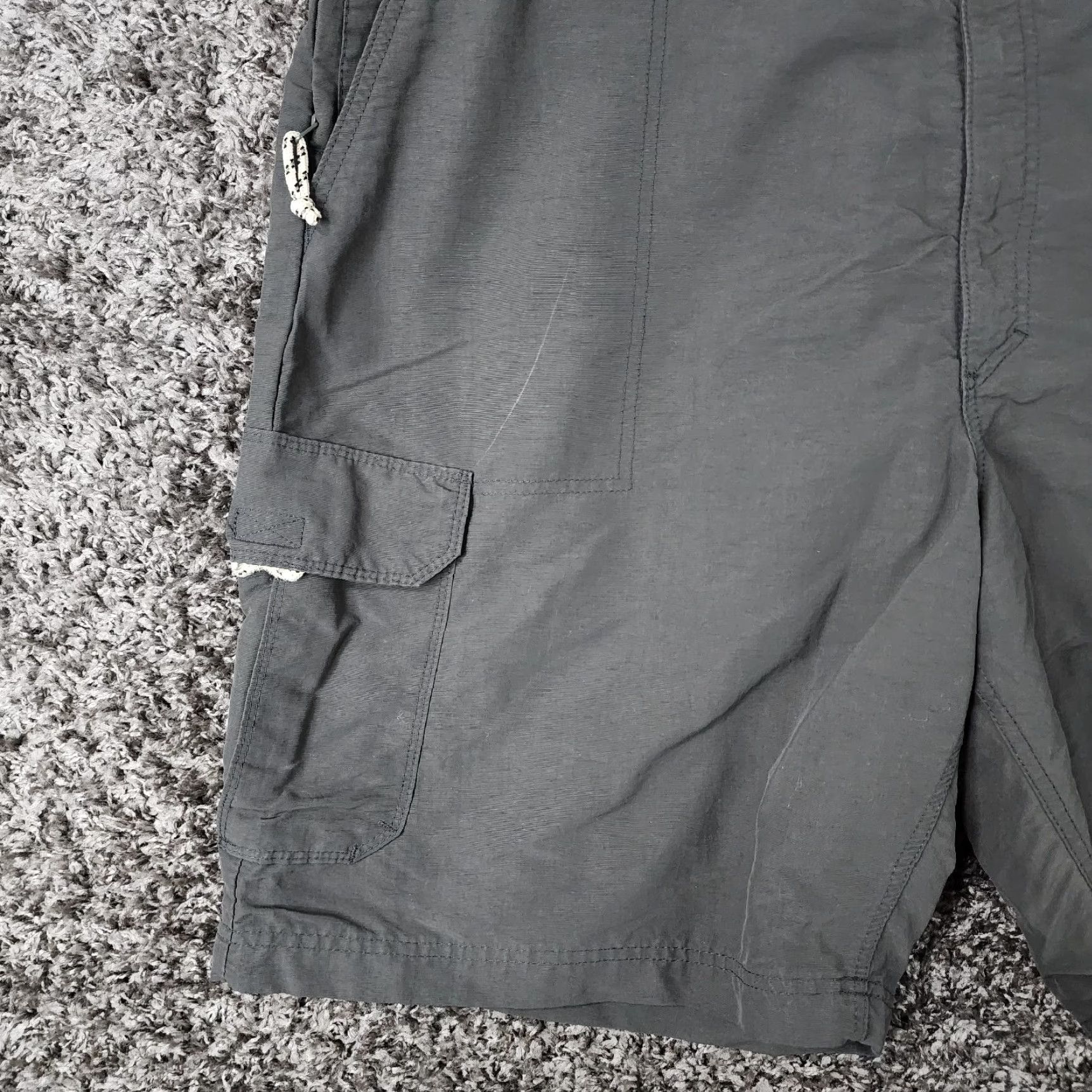 Wrangler VINTAGE? No. Wrangler Cargo Shorts Men 42 Gray Blue Hiking Regular Size 42 Mens Cargo Shorts Gray/Blue 90s? Size US 42 / EU 58 - 2 Thumbnail