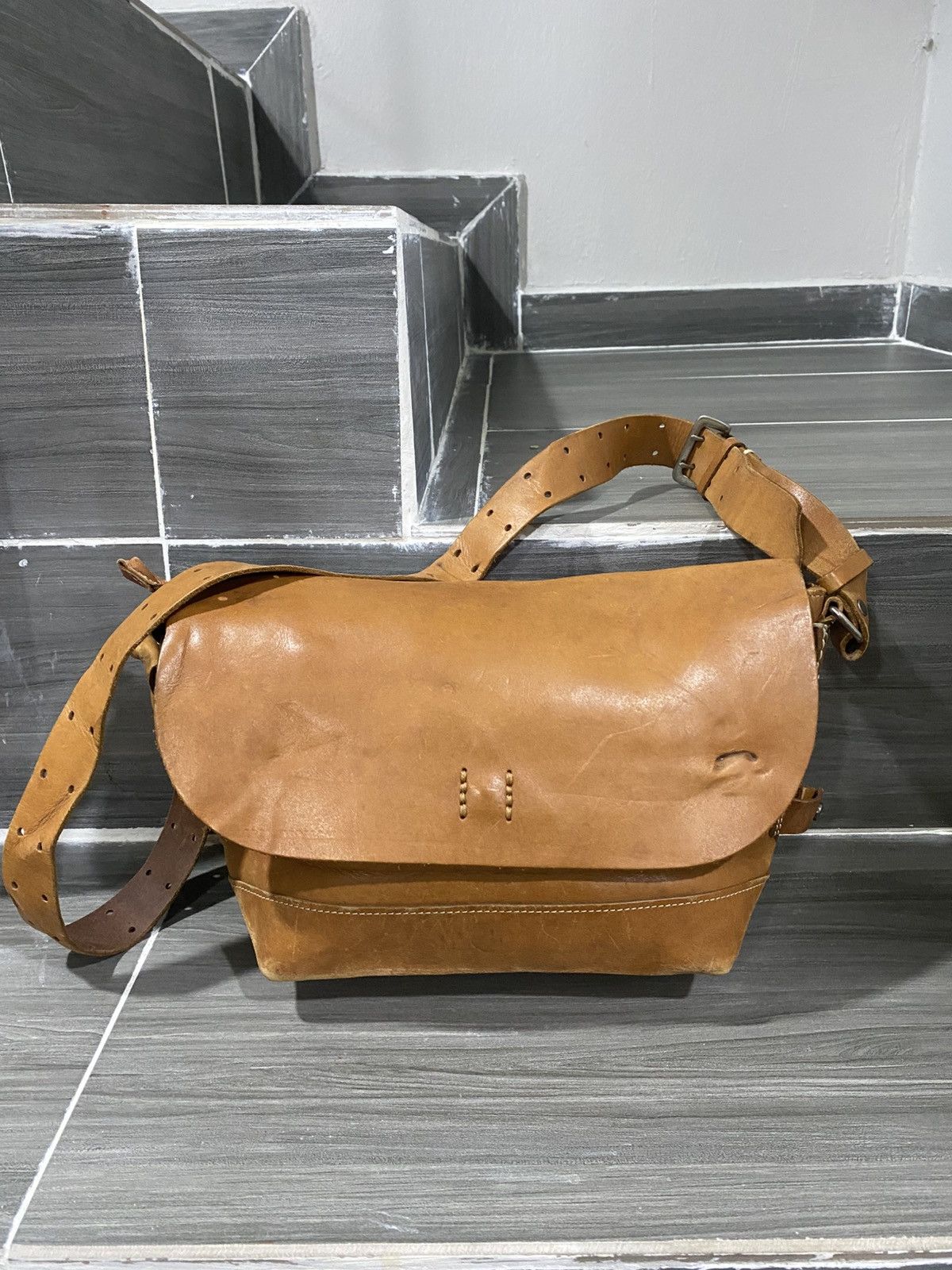 Japanese Brand Full Leather Patina 1203 Mano Fece Cross Body Bag Size ONE SIZE - 1 Thumbnail
