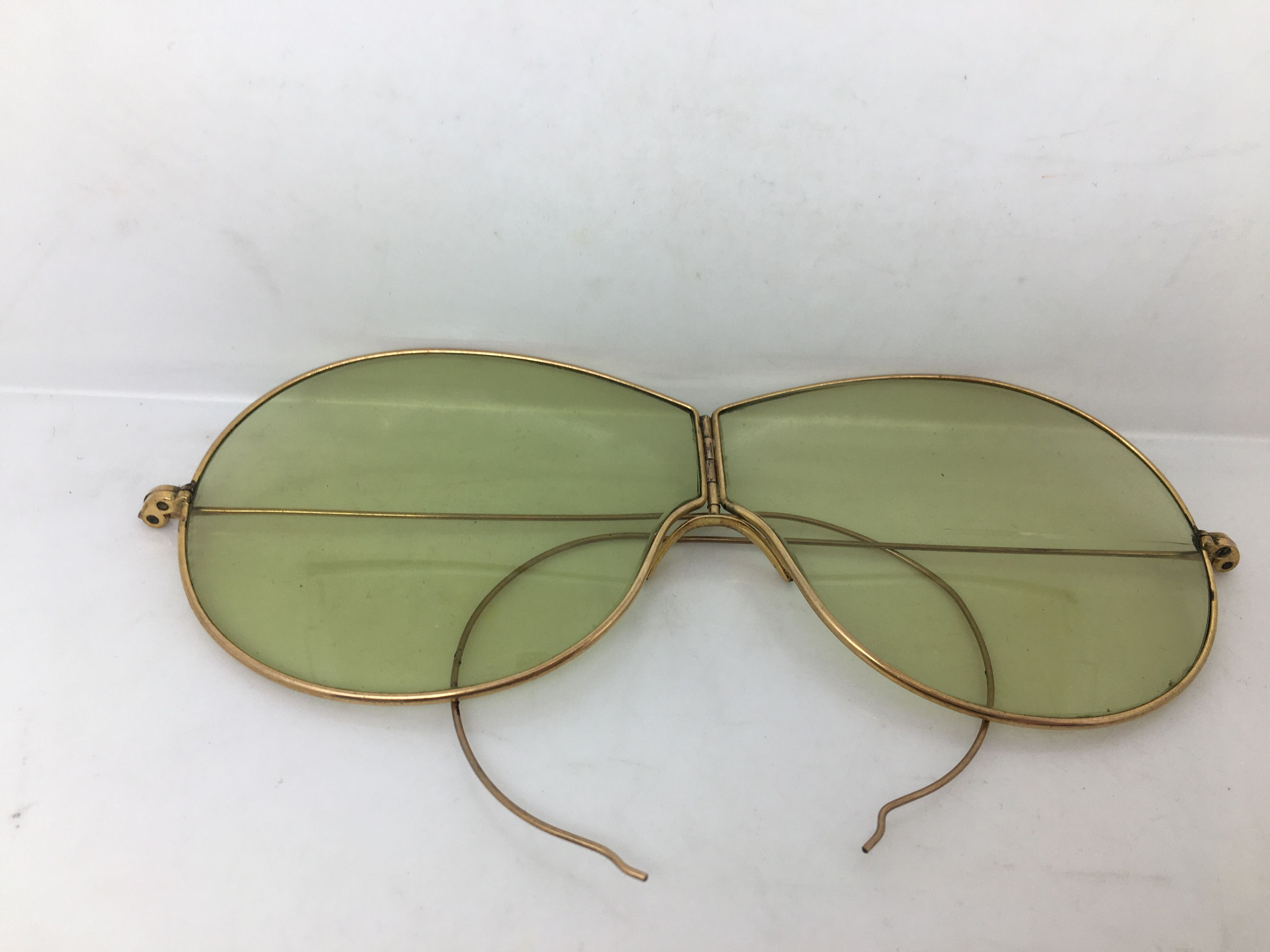 Other '11 MOD MOTORING AUTOGLAS ROLLED GOLD SUNGLASSES U.S.A. Size ONE SIZE - 6 Thumbnail