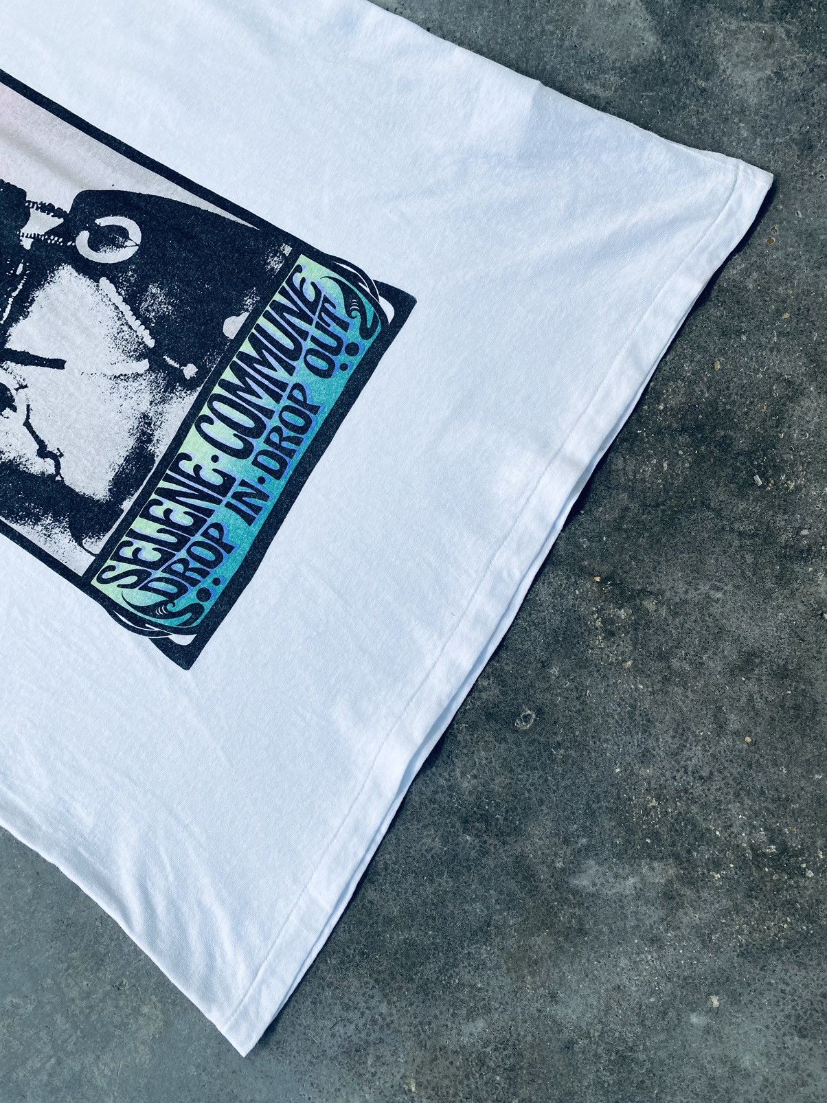 Paul Smith Vintage 90s Paul Smith Selena Commune Art Tees Size US L / EU 52-54 / 3 - 4 Thumbnail