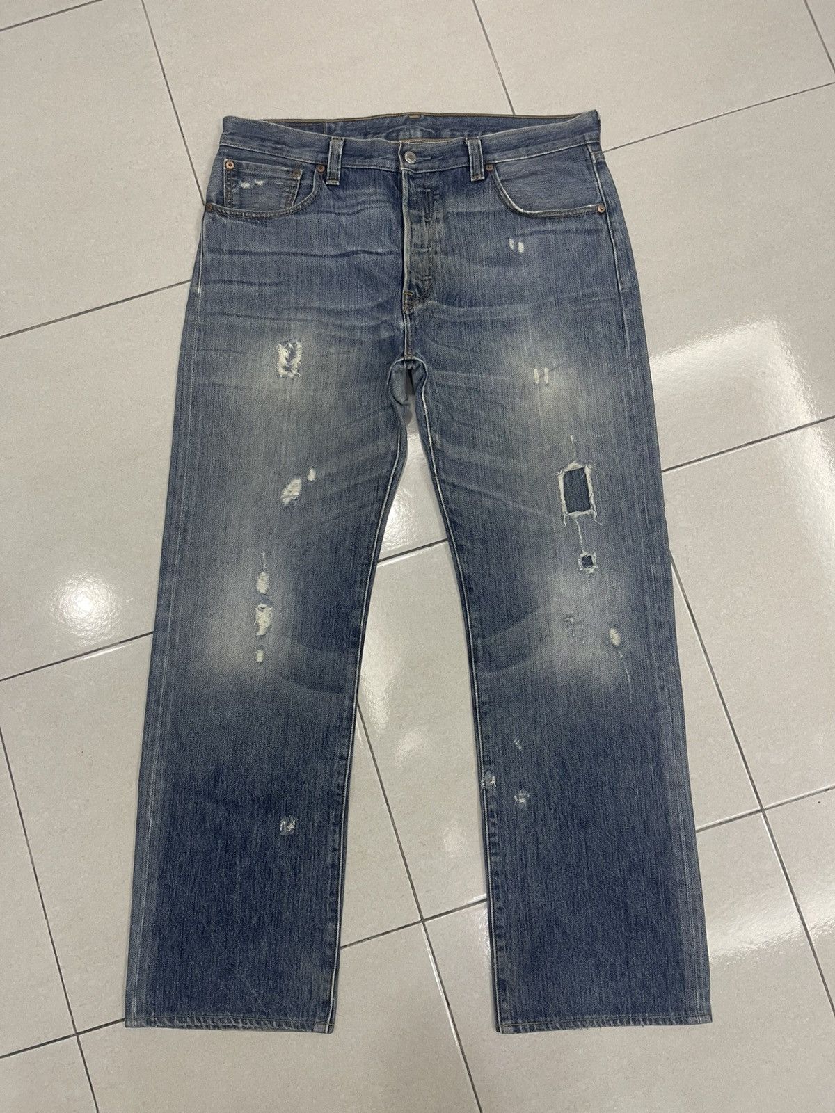 Levi's Levi's 501 Custom Distressed Patched Denim Jeans - W36 L32 Size US 36 / EU 52 - 1 Thumbnail