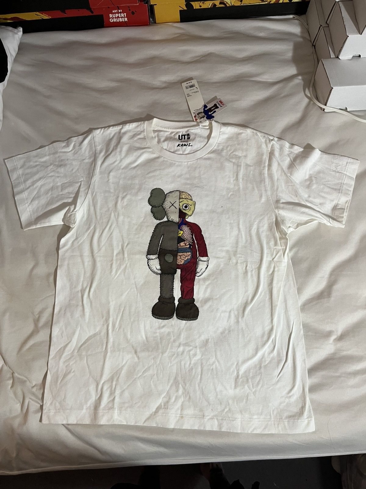 Kaws uniqlo white tee