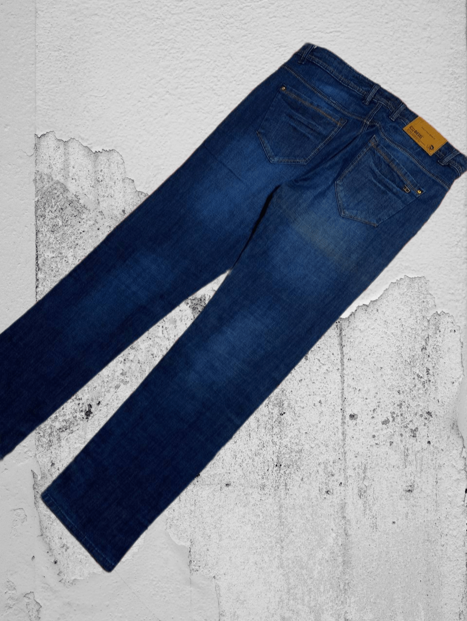 Japanese Brand Crazy Crash Dirty Baggy Faded Jean Japan Avant Garde Style Size US 36 / EU 52 - 1 Thumbnail