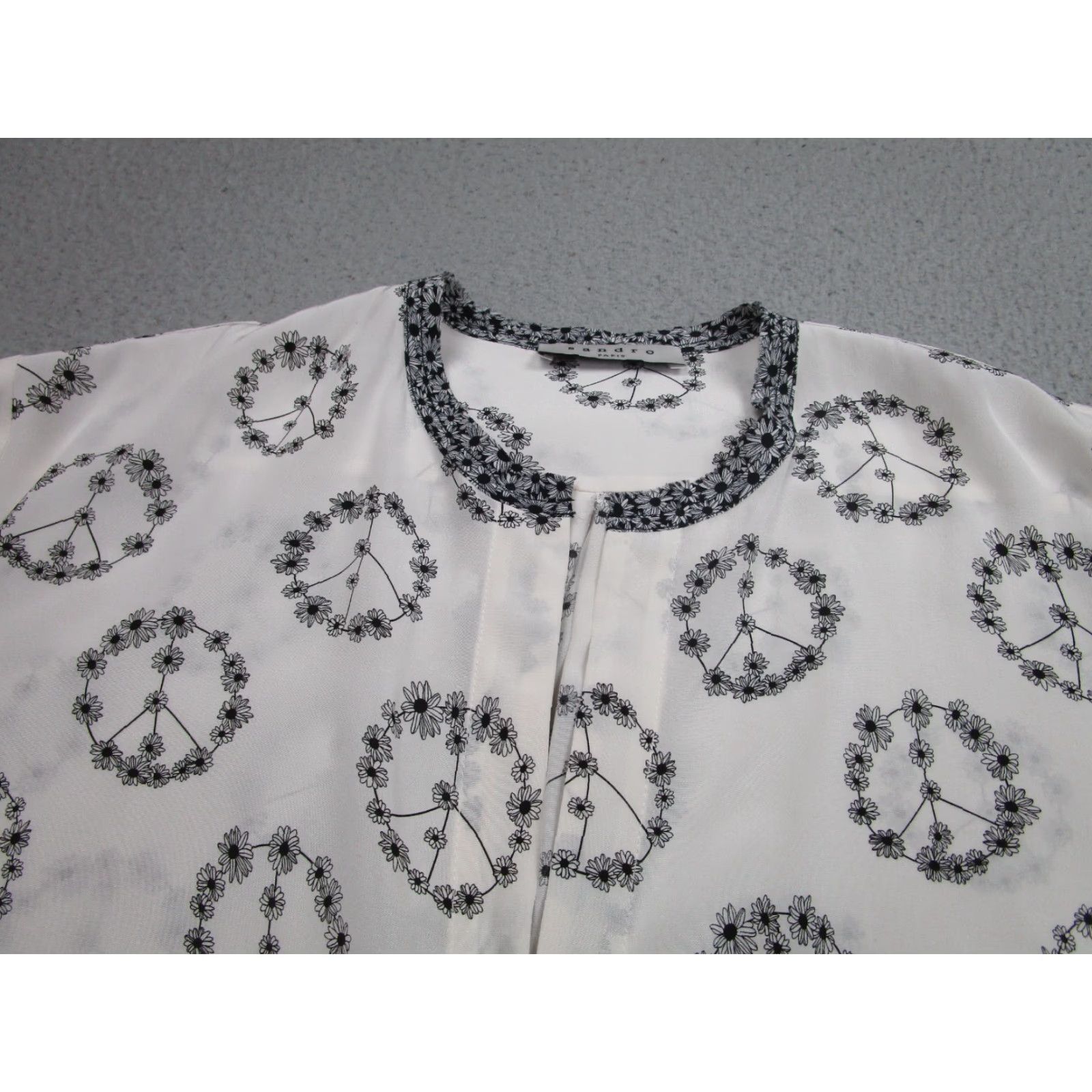 Sandro Sandro Paris Blouse Womens Size 2 White Silk Floral Sheer Long Sleeve Peace Theme Size XS / US 0-2 / IT 36-38 - 4 Thumbnail