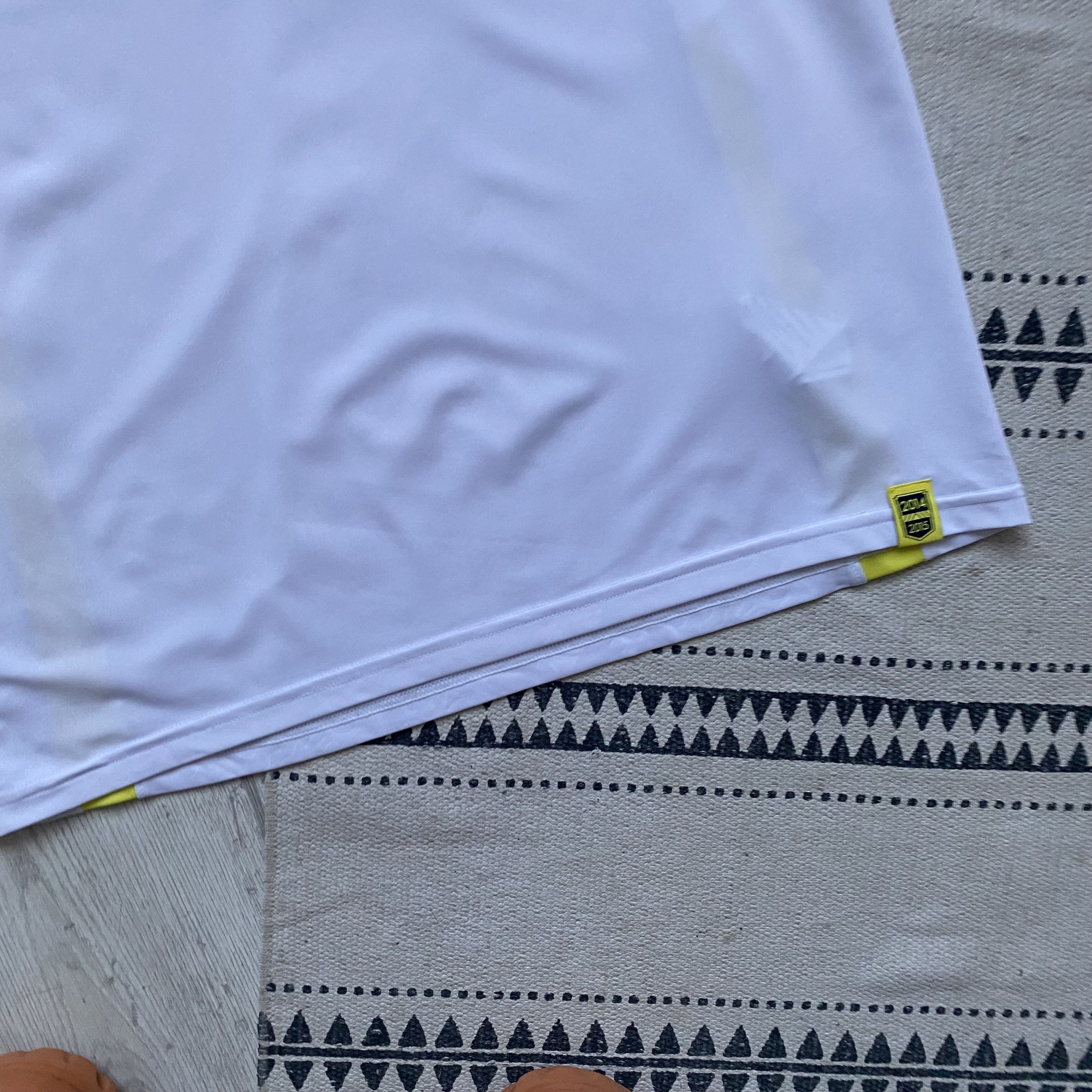 Nike ⚽️ Vintage Tottenham soccer jersey Blockore Drill England Size US S / EU 44-46 / 1 - 3 Thumbnail