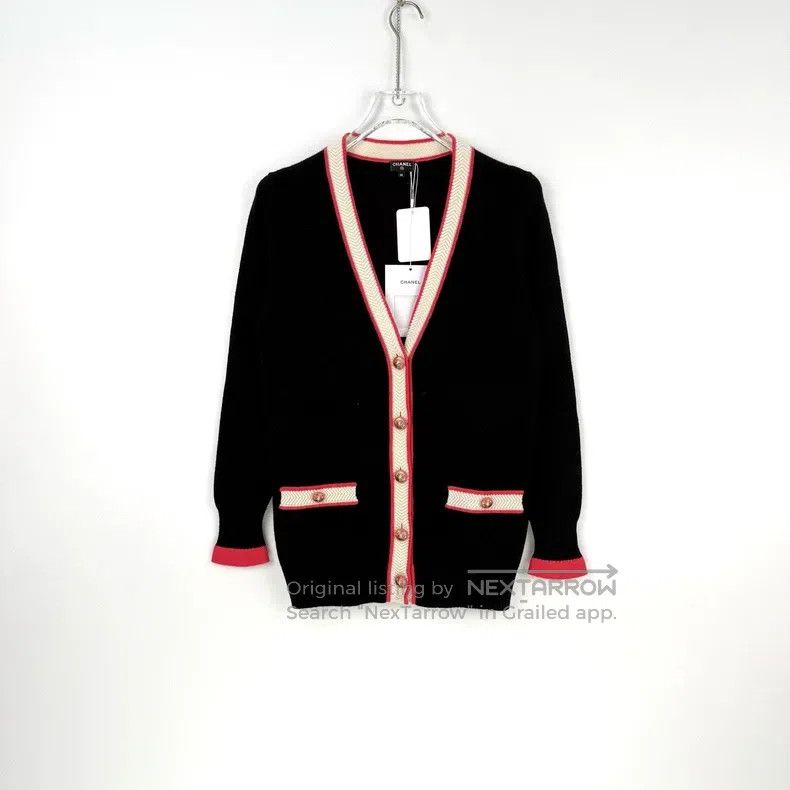 Chanel Chanel Black and pink striped colourful lion button cashme Size XS / US 0-2 / IT 36-38 - 3 Thumbnail