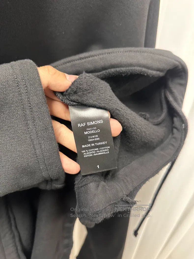 Raf Simons Raf Simons Hooded sweatshirt with a different shaped bib Size US S / EU 44-46 / 1 - 7 Thumbnail