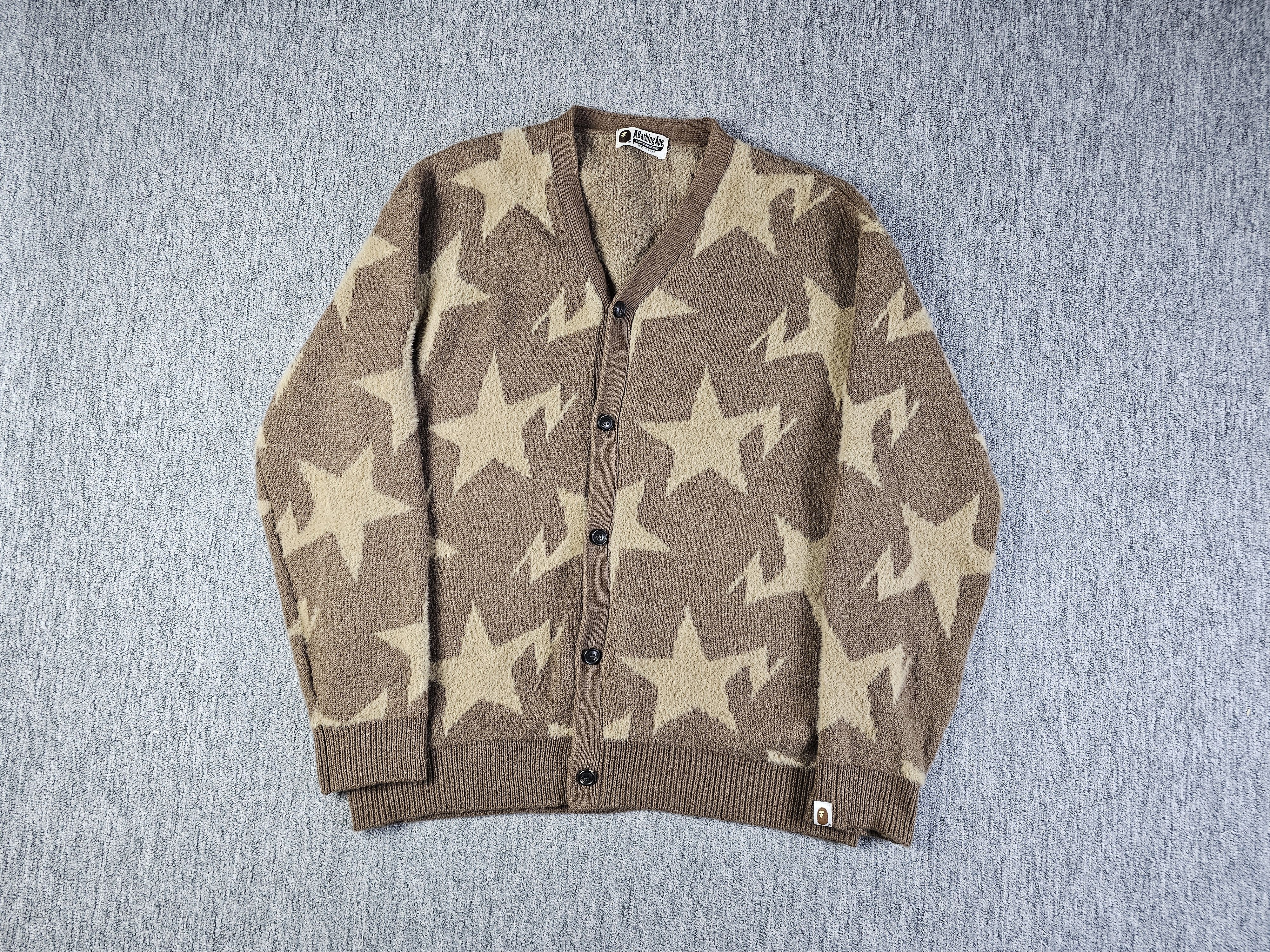 Bape A Bathing Ape BAPE Sta Cardigan Men L Beige Relaxed Knit Size US L / EU 52-54 / 3 - 4 Thumbnail