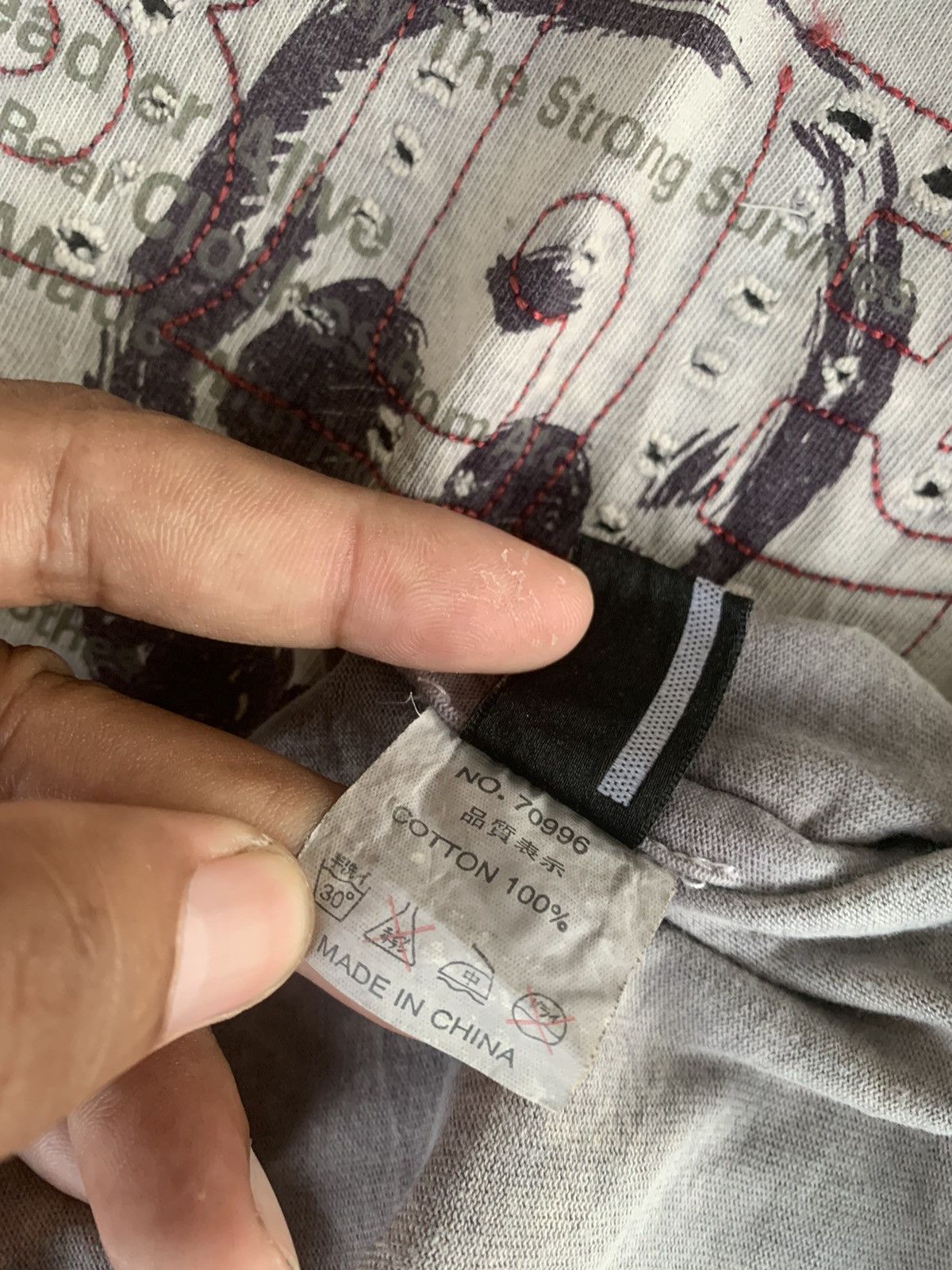 In The Attic In the attic distressed hand stitch tees Size US L / EU 52-54 / 3 - 12 Thumbnail