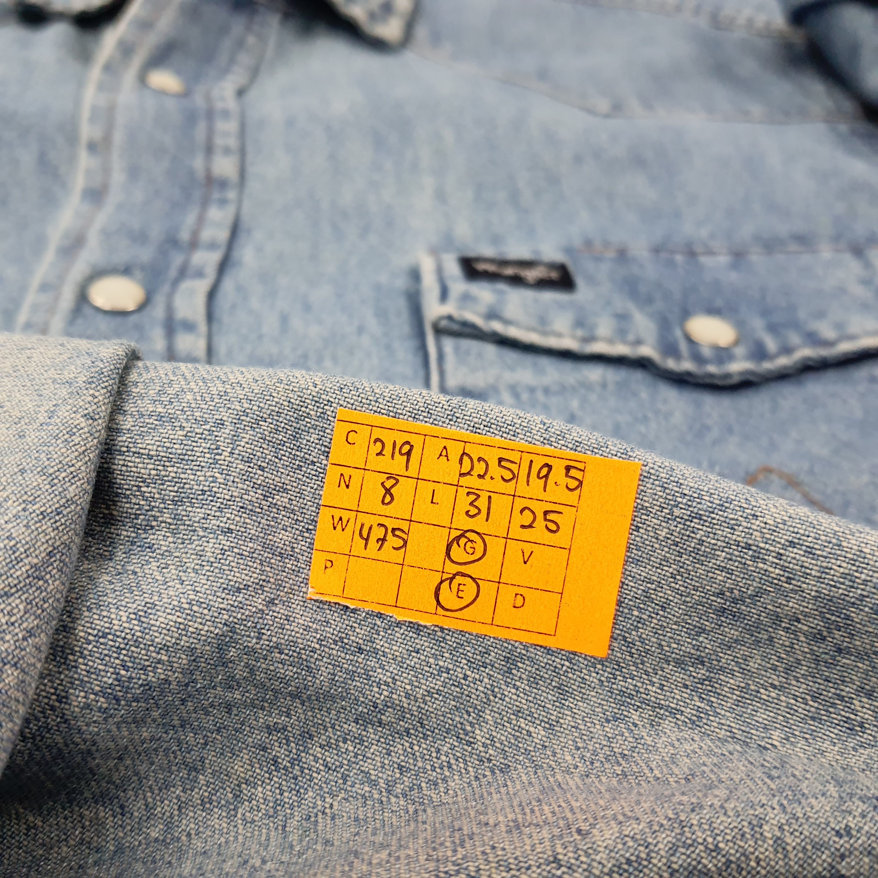 Vintage × Wrangler Vintage Wrangler Denim Button Up Shirt C219N8 Size US M / EU 48-50 / 2 - 6 Thumbnail