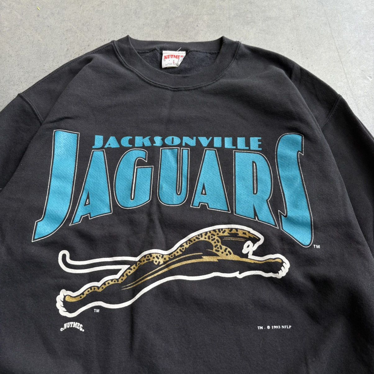 NFL × Vintage Vintage Black Jacksonville Jaguars Banned Logo XL Nutmeg Tag Size US XL / EU 56 / 4 - 5 Thumbnail