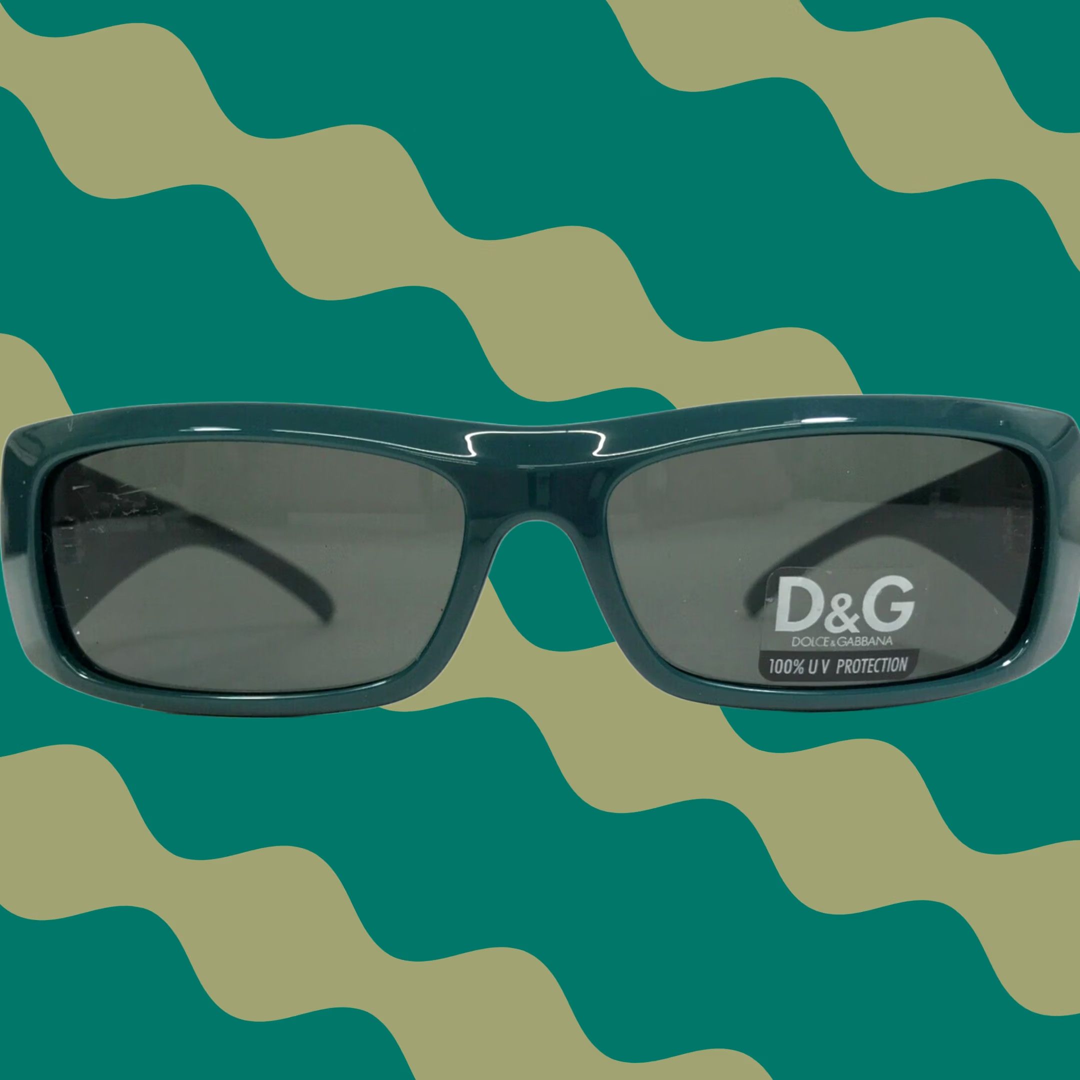 Dolce & Gabbana Dolce & Gabbana Sunglasses Rectangular Green  display picture 3