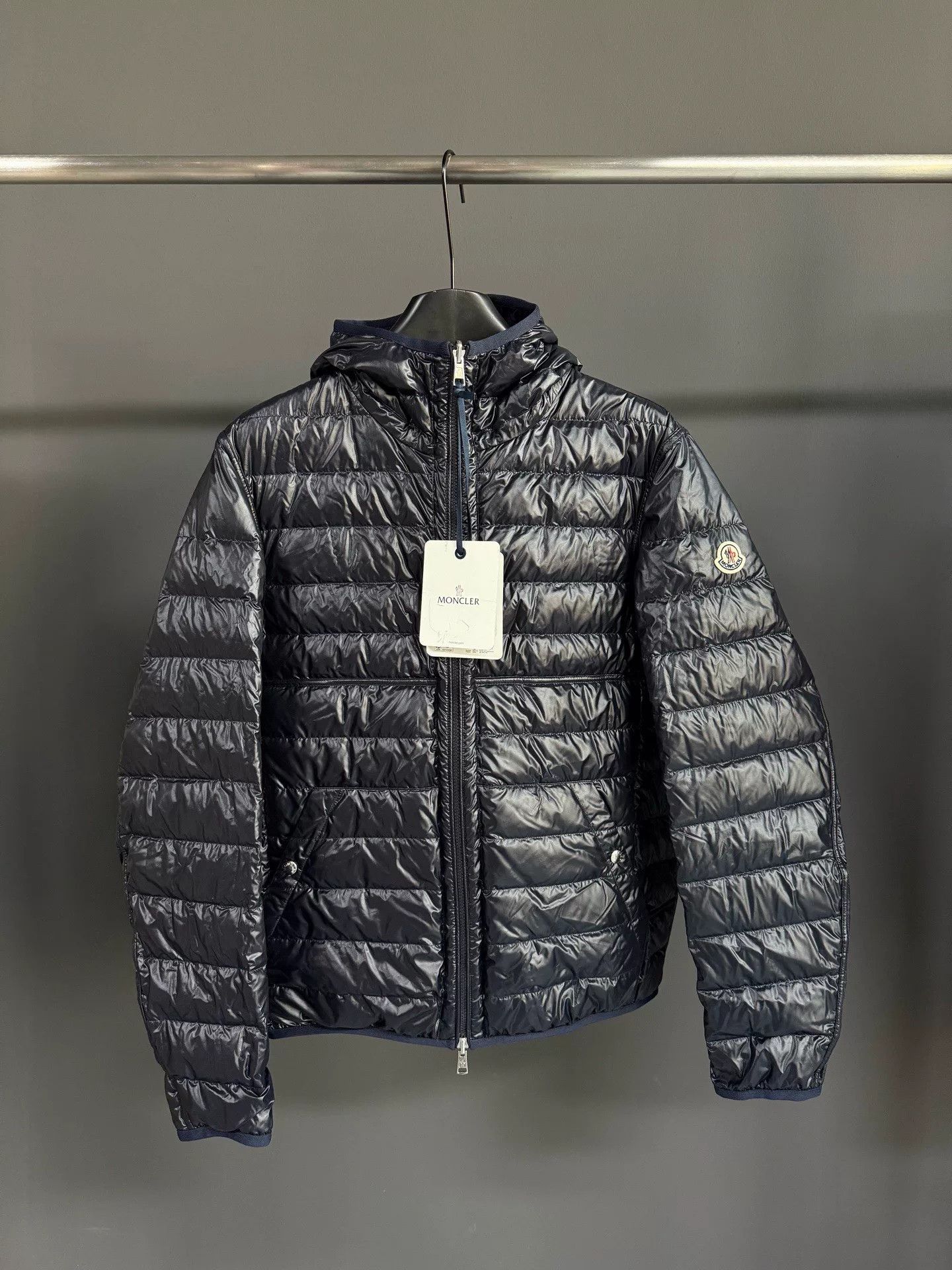 Moncler Moncler Printed Graphic Heavy Coat 23 Men Size US XS / EU 42 / 0 - 1 Thumbnail