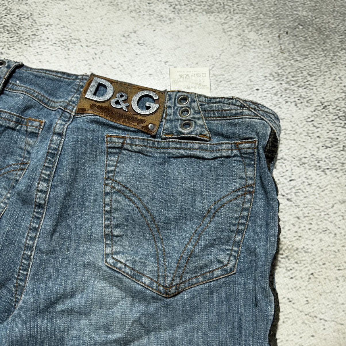 Dolce & Gabbana avant garde bootcut flared jeans very rare with big logo Size 26" / US 2 / IT 38 - 11 Thumbnail