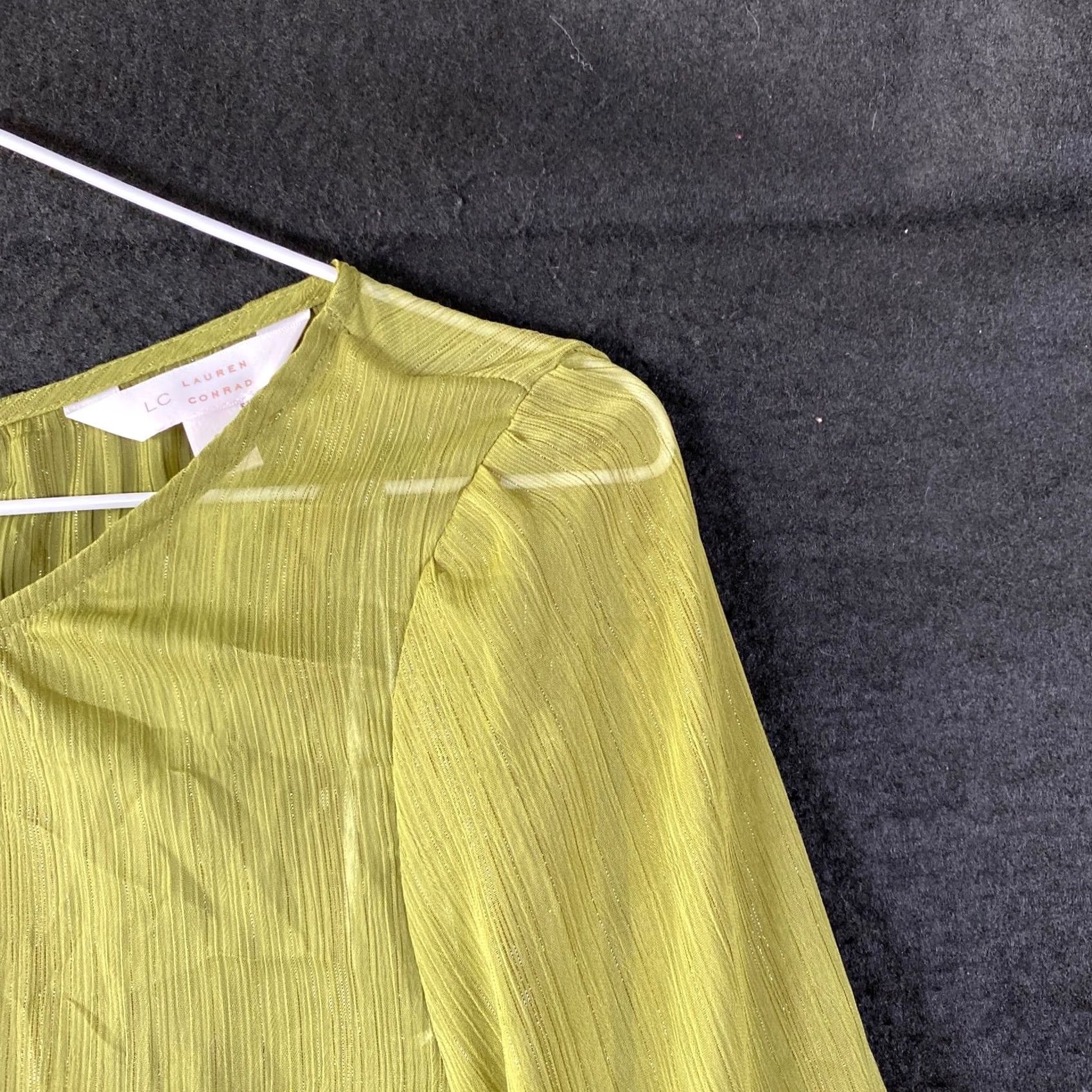 Lauren Conrad VINTAGE LC Lauren Conrad Womens Blouse Green Yellow Round Neck Sheer Bell Sleeve S Size S / US 4 / IT 40 - 5 Thumbnail