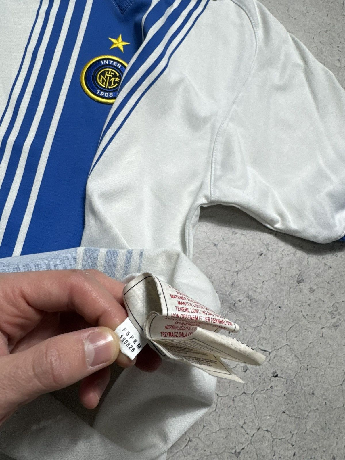 Nike Nike FC Inter Vintage Soccer Jersey Shirt Football Retro Size US S / EU 44-46 / 1 - 8 Thumbnail