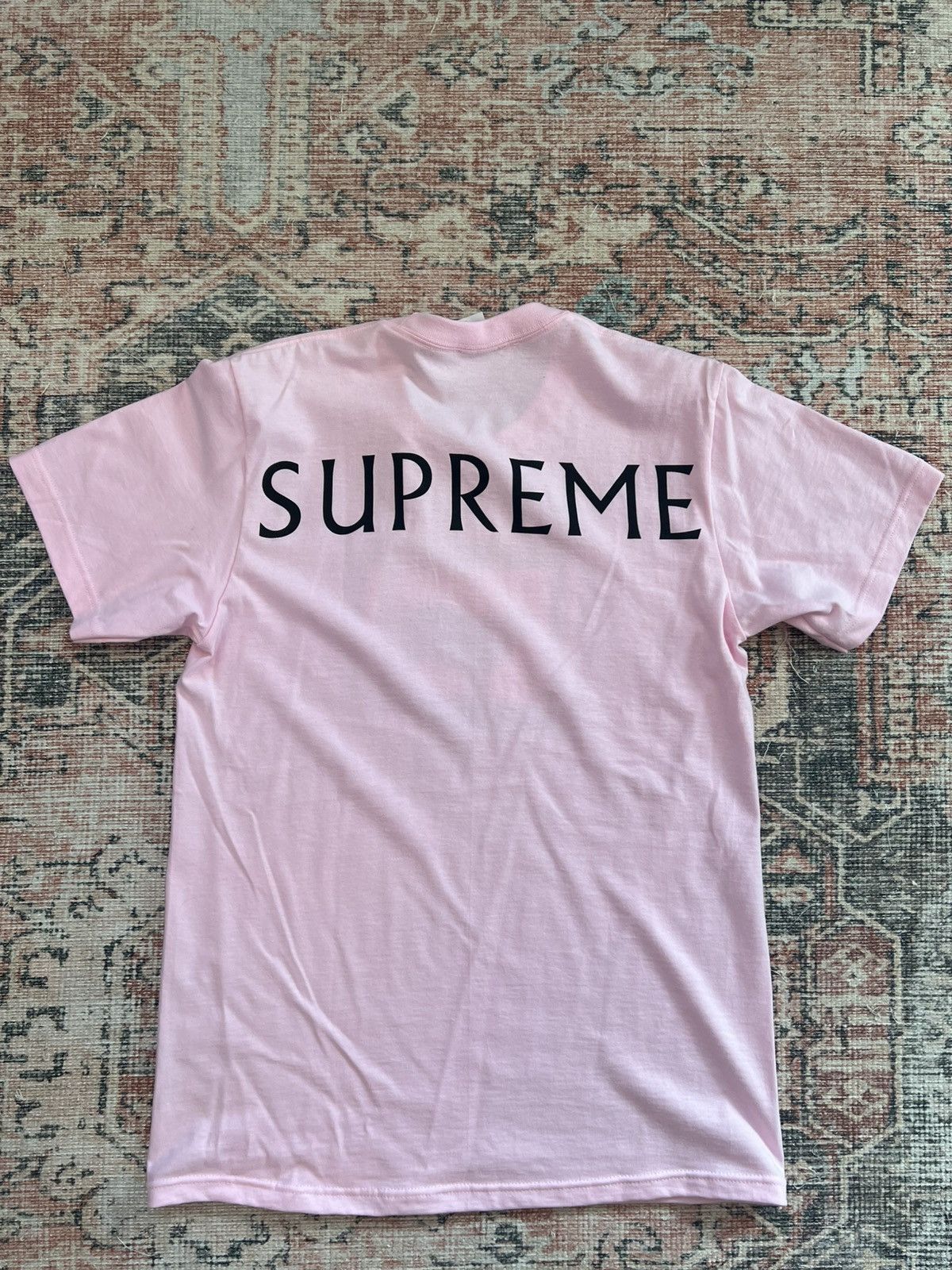 Damien Hirst × Supreme Supreme Damien Hirst Tee - Small - Pink Size US S / EU 44-46 / 1 - 3 Thumbnail