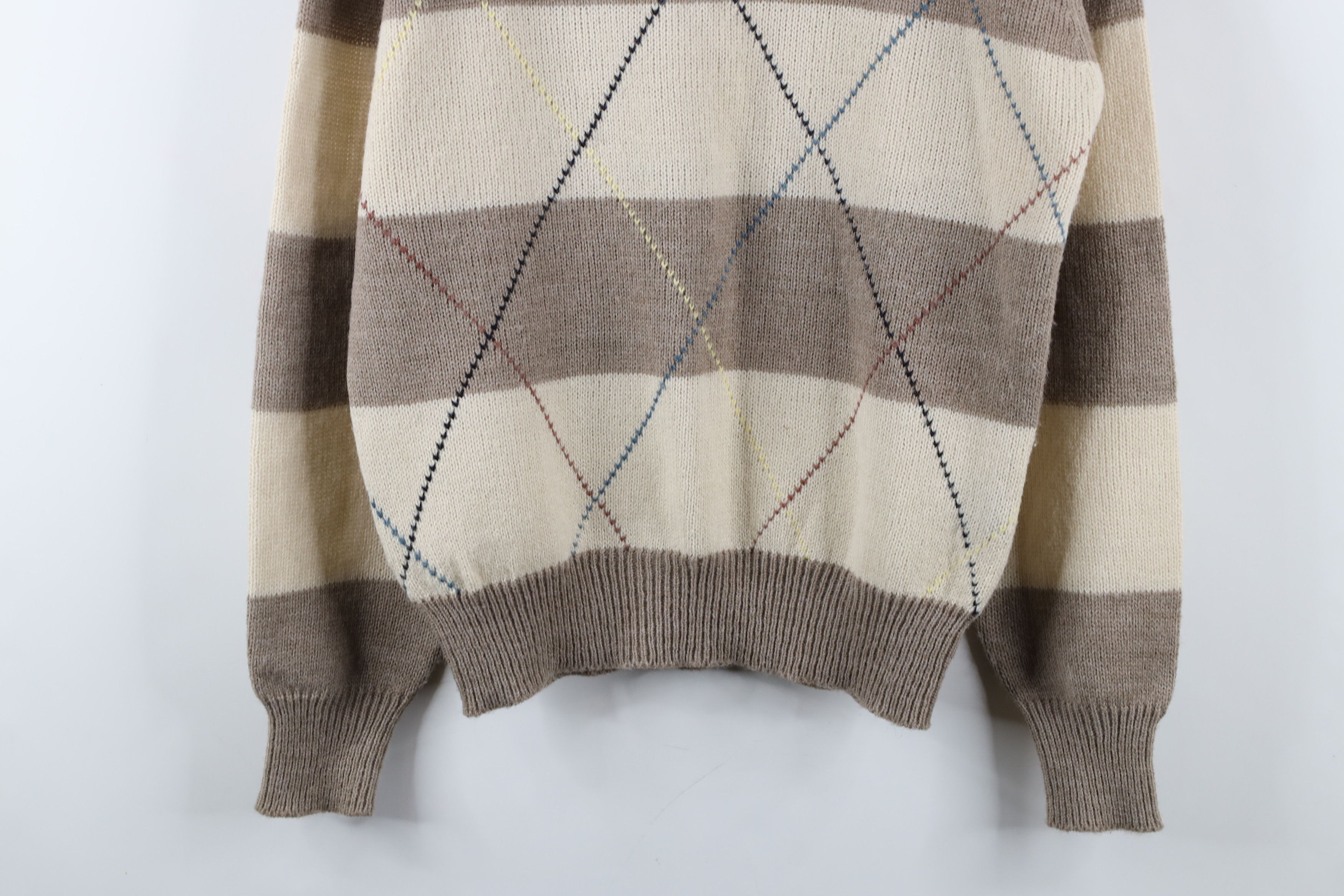 Vintage Vintage 90s Streetwear Striped Argyle Knit Crewneck Sweater Size US M / EU 48-50 / 2 - 3 Thumbnail
