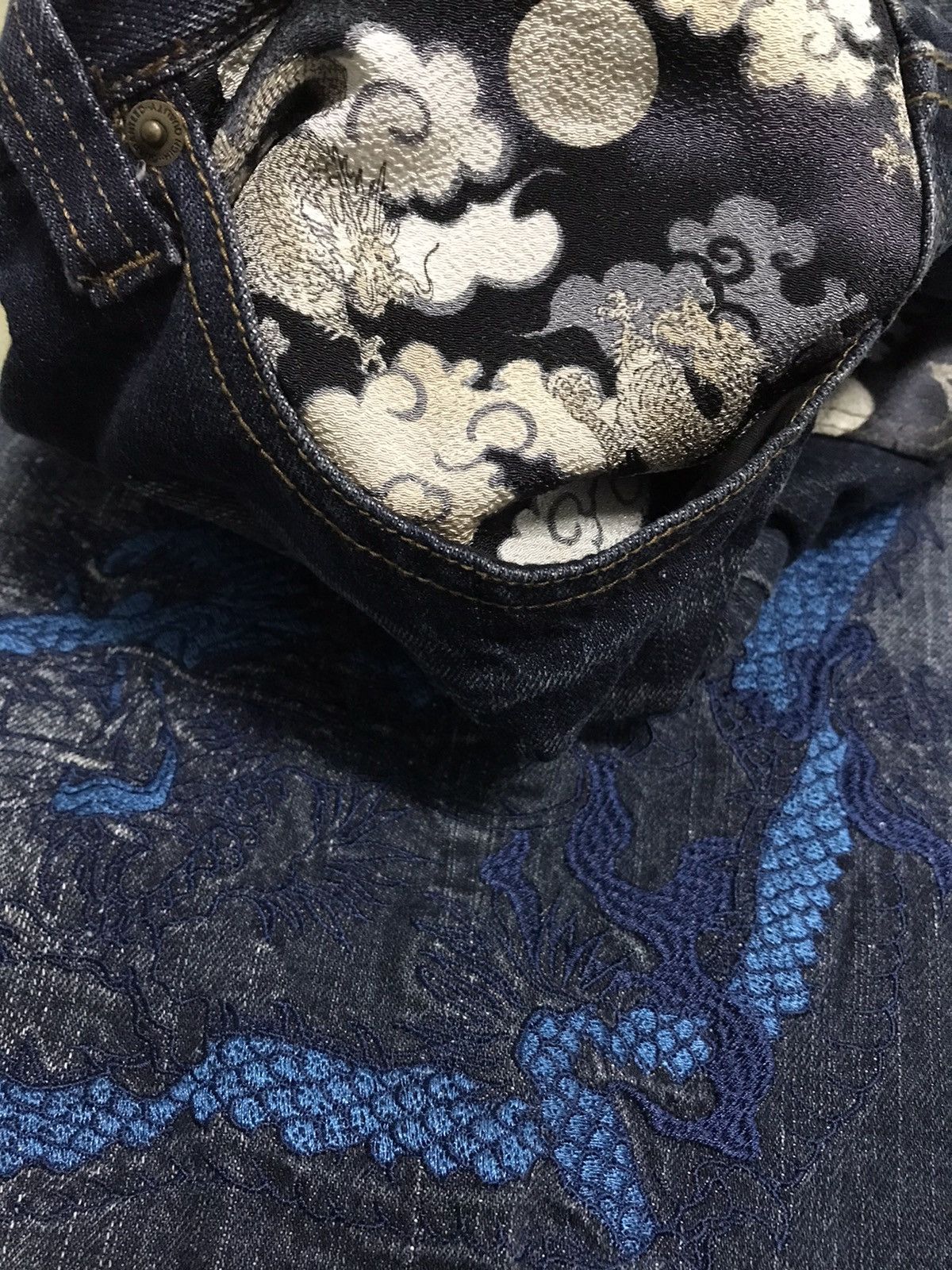 Vintage BINDING OFFER🔥🔥Blue Dragon Embroidered Denim Jeans Size US 36 / EU 52 - 7 Thumbnail